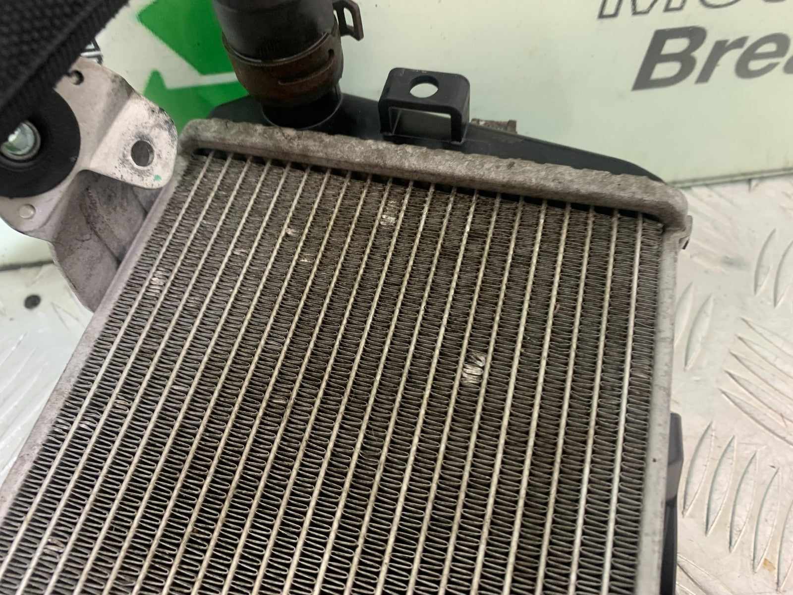 BMW R1200 R 1200 GS LEFT RADIATOR YEAR 2013-2016 (CMB1257)