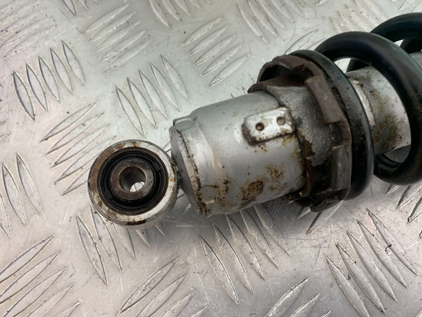 KAWASAKI Z750 Z 750 REAR SHOCK  YEAR 2004-2006  (CMB1104)