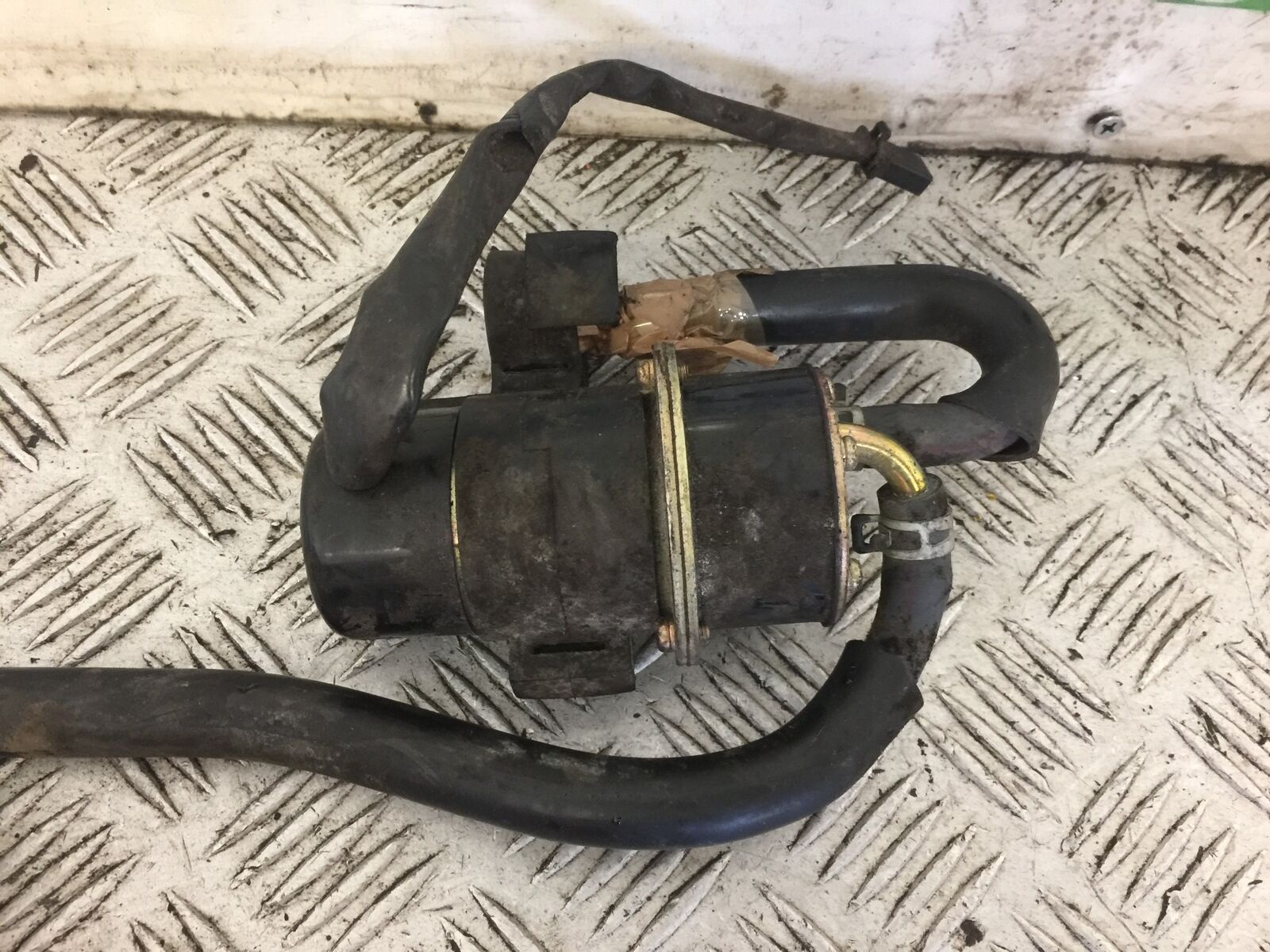 YAMAHA FZS1000 FAZER 1000 FZ1 PETROL PUMP YEAR 2000-05 (STOCK 714)