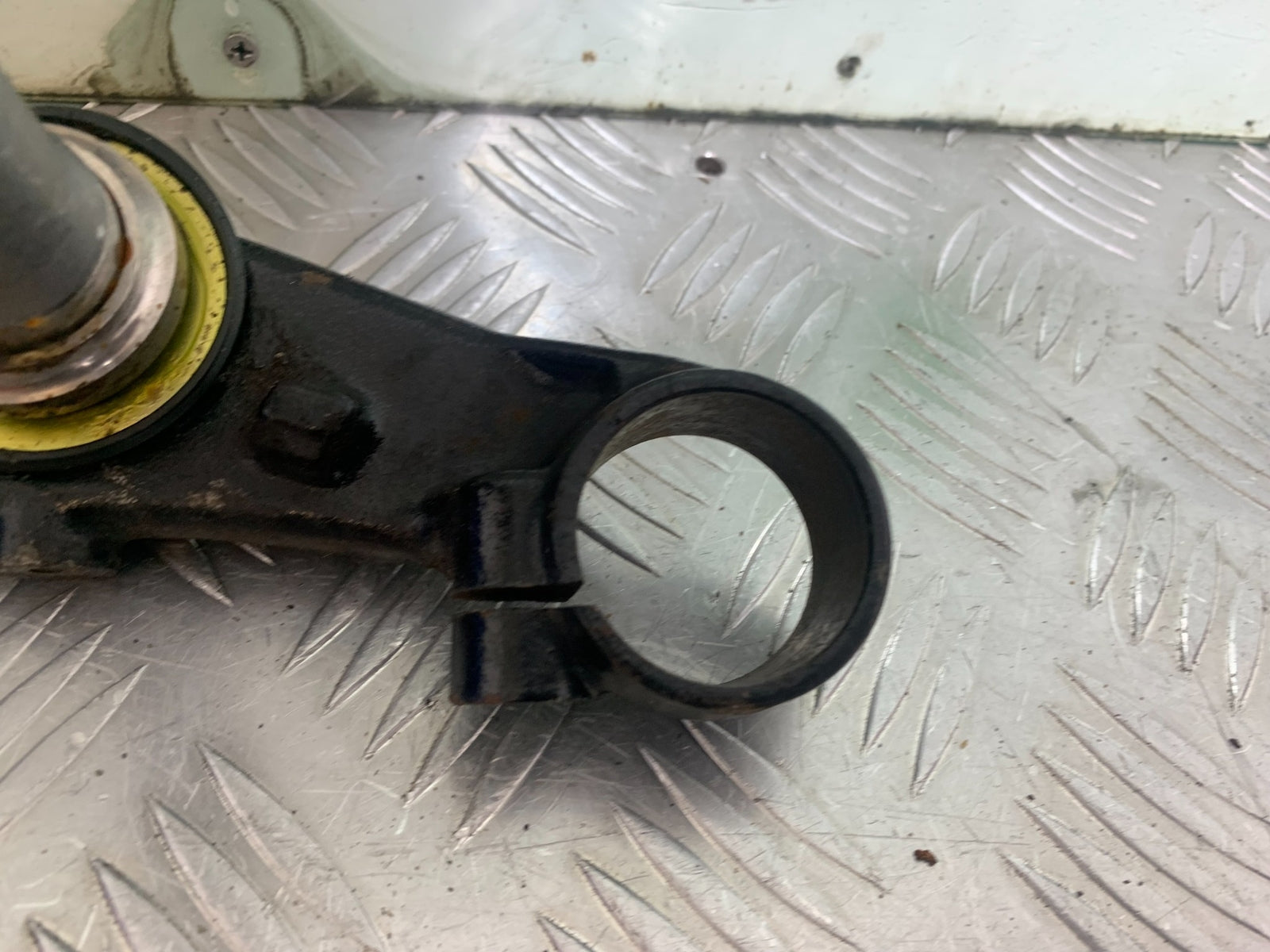 HONDA VFR750 VFR 750 BOTTOM YOKE  YEAR 1994-1997 (CMB1156)