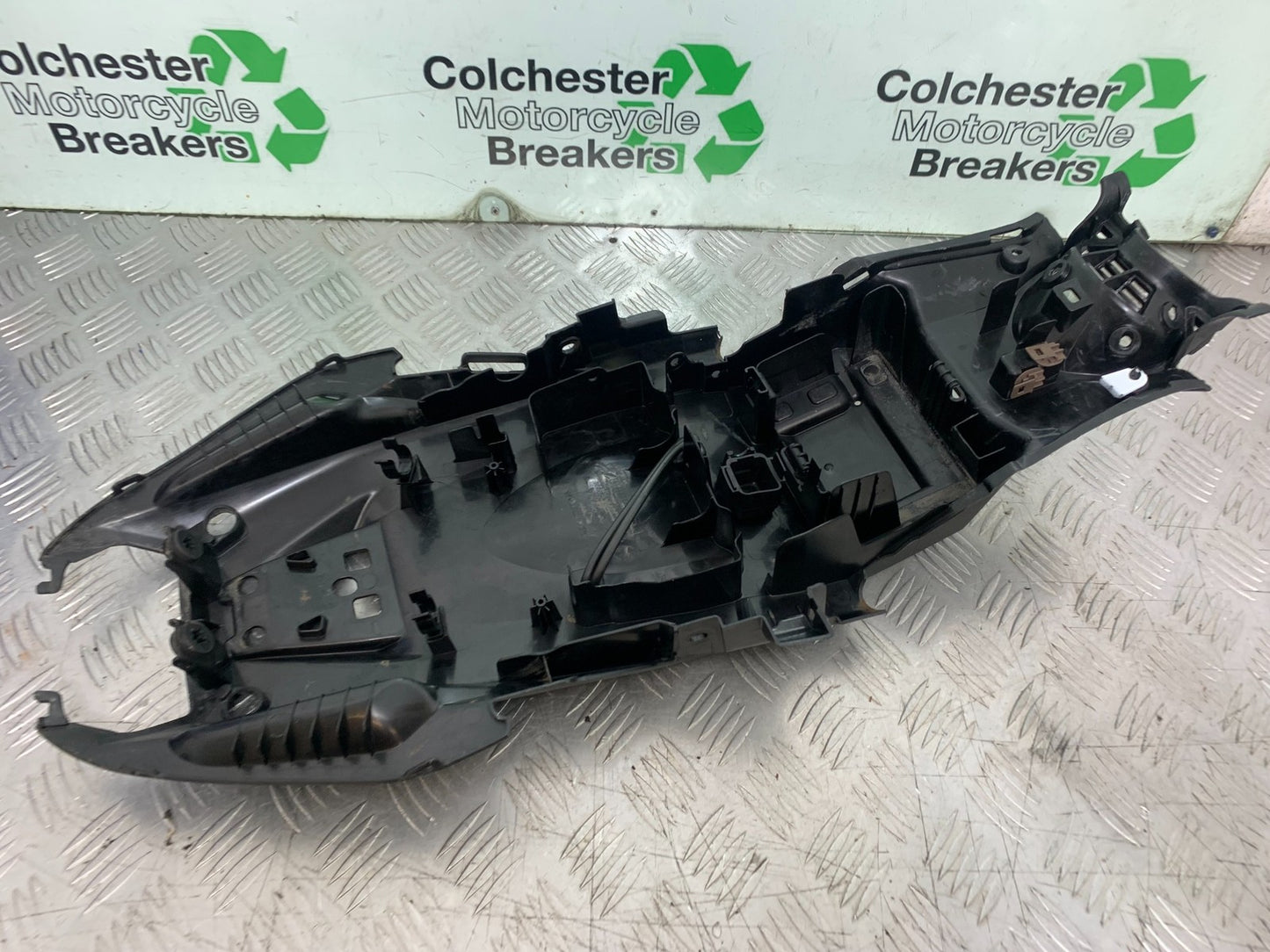 HONDA CB650F CB 650 FA-E UNDERTRAY YEAR 2014-2017 (CMB1226)