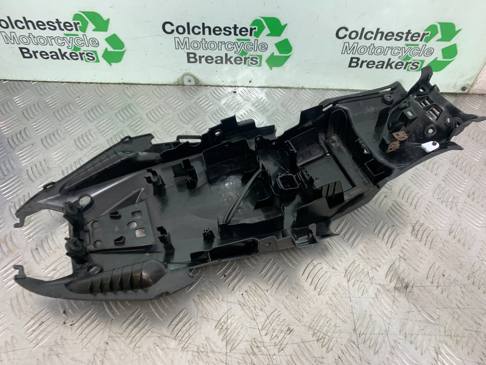 HONDA CB650F CB 650 FA-E UNDERTRAY YEAR 2014-2017 (CMB1226)