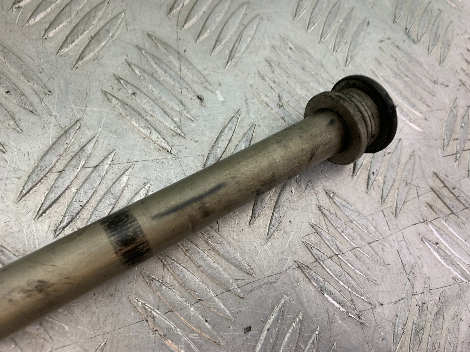 KAWASAKI GTR1400 GTR 1400 REAR WHEEL SPINDLE  YEAR 2007-2009 (CMB1306)