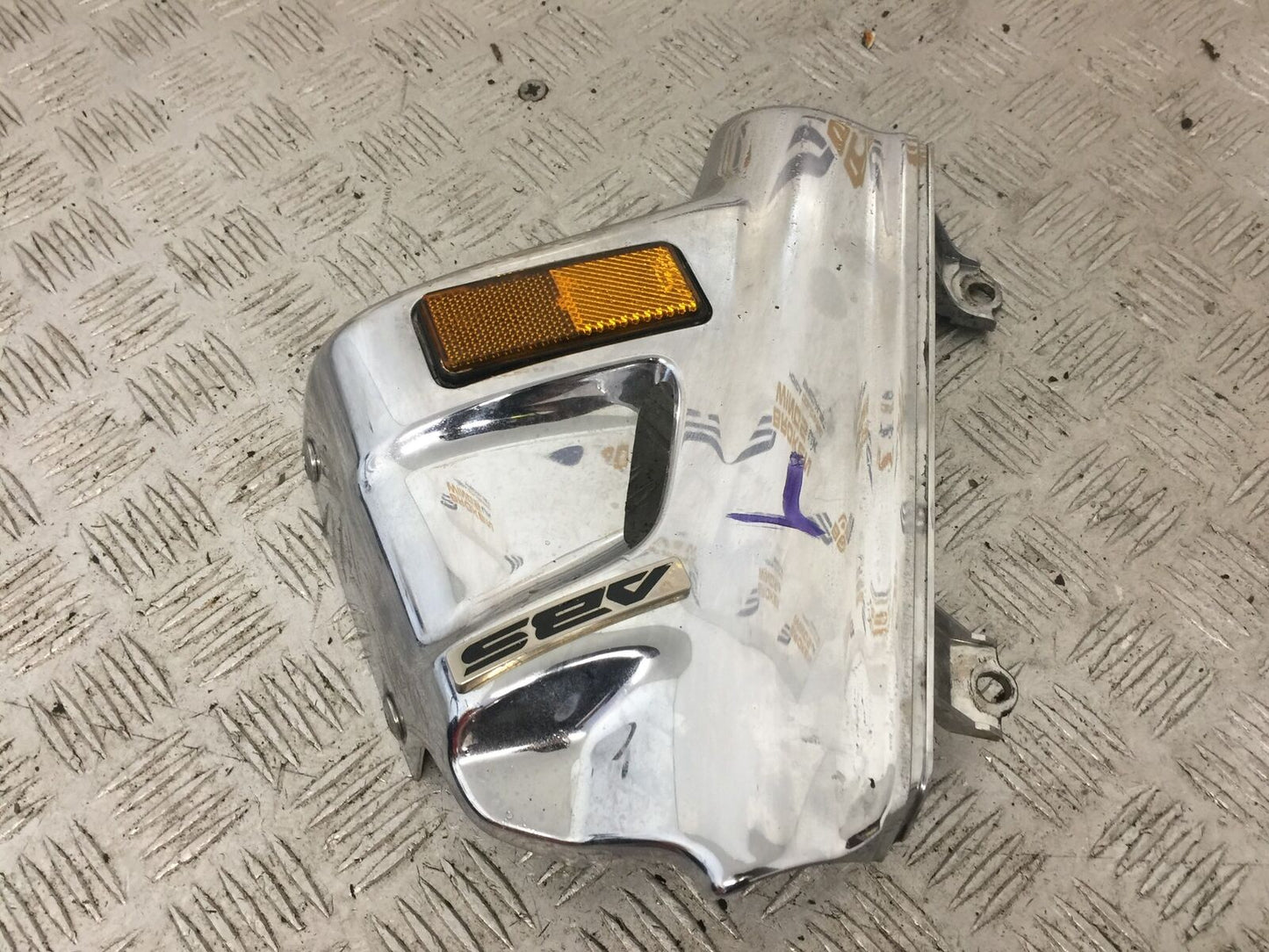 HONDA GL1800 GL 1800 LEFT CALIPER COVER  YEAR 2004-10 ABS (STOCK 890)