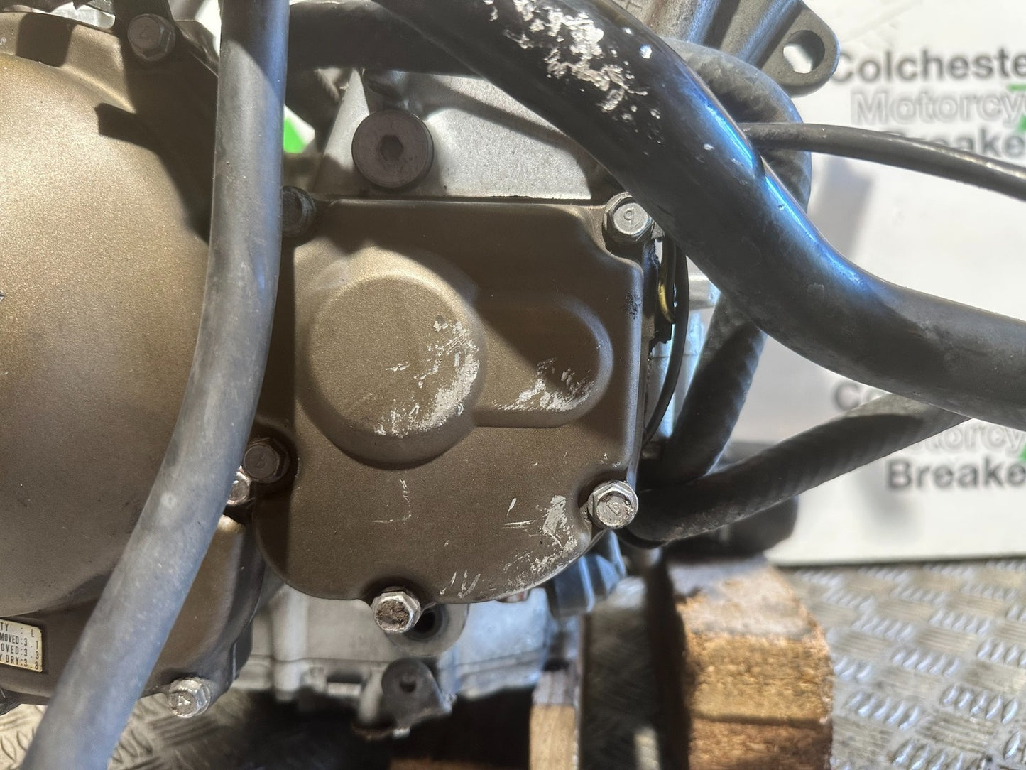 KAWASAKI ZX9R ZX9 E1 E2 ENGINE YEAR 2000-01  (CMB1171)