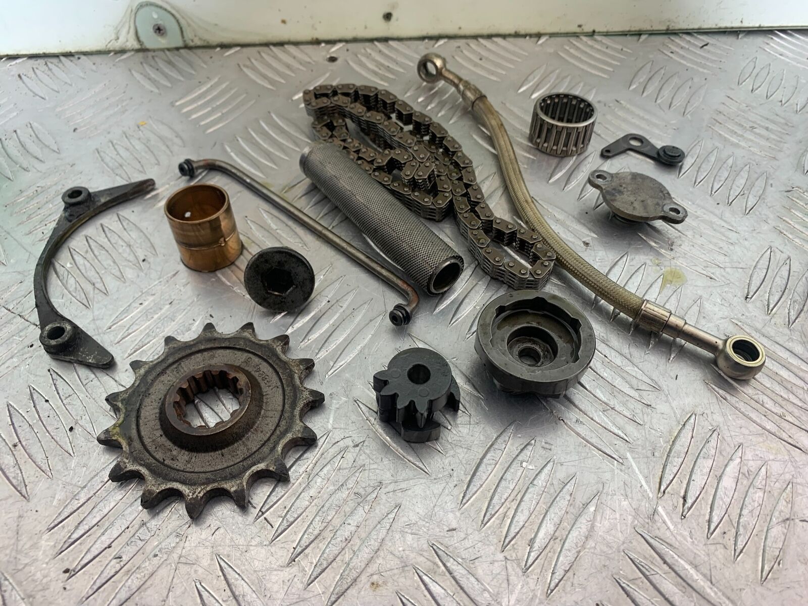 HUSQVARNA TE630 TE 630 ENGINE PARTS  YEAR 2010-11 (CMB1120)