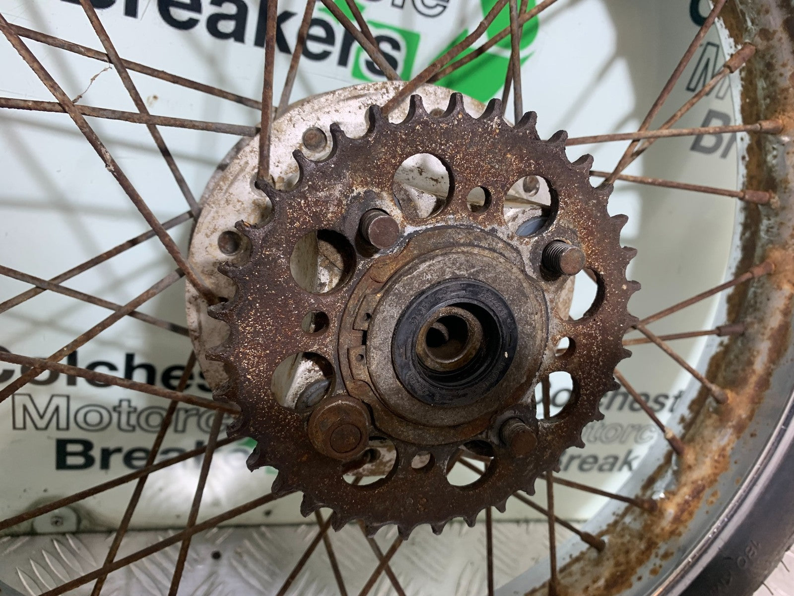 HONDA CG125 CG 125 REAR WHEEL YEAR 1998-2000 (CMB1282)