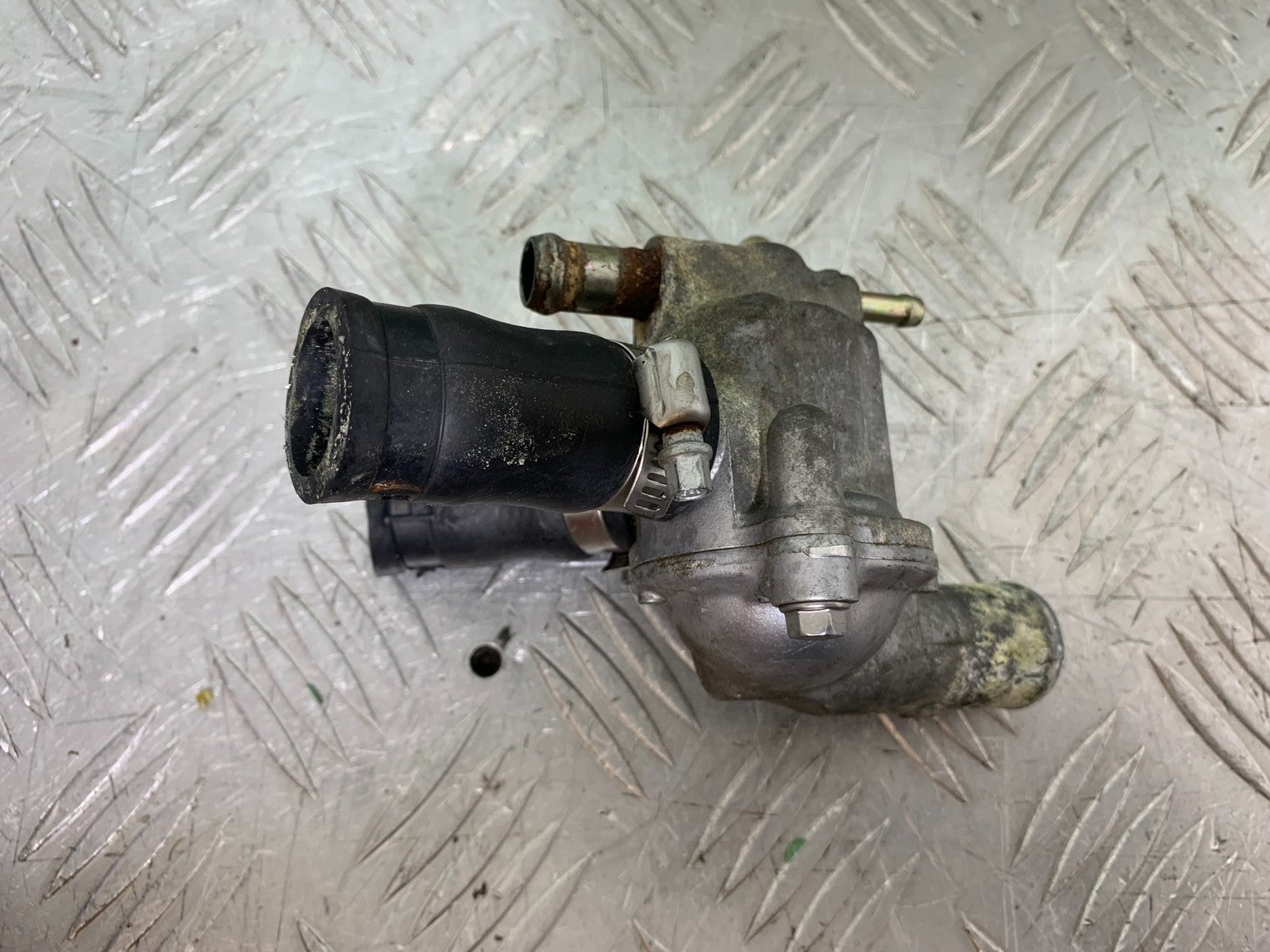 HONDA VFR800 VFR 800 V-TEC THERMOSTAT    YEAR 2002 -09 (CMB1296)