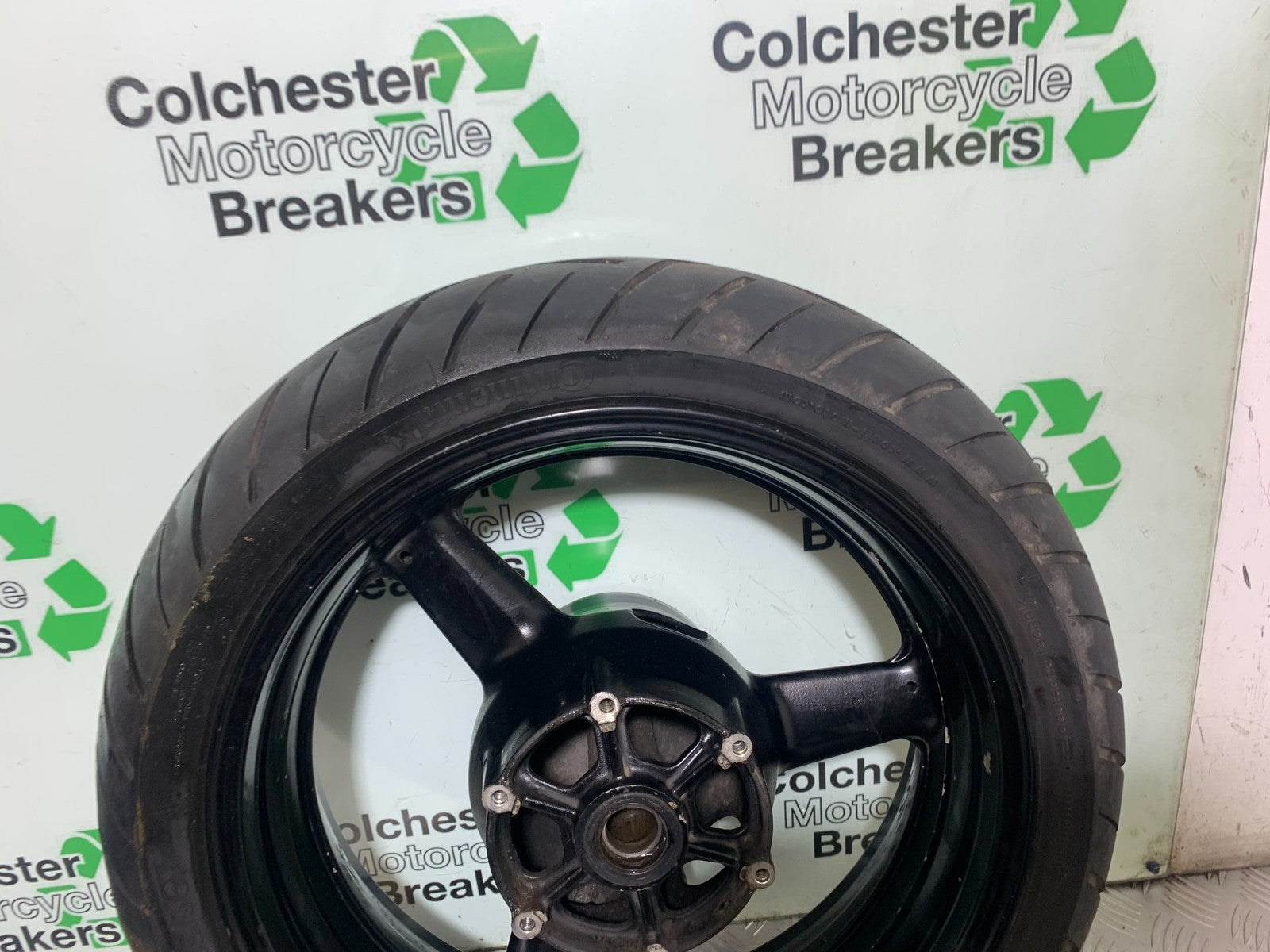 YAMAHA FZS1000 FAZER REAR WHEEL   YEAR 2001-05 (CMB1275)