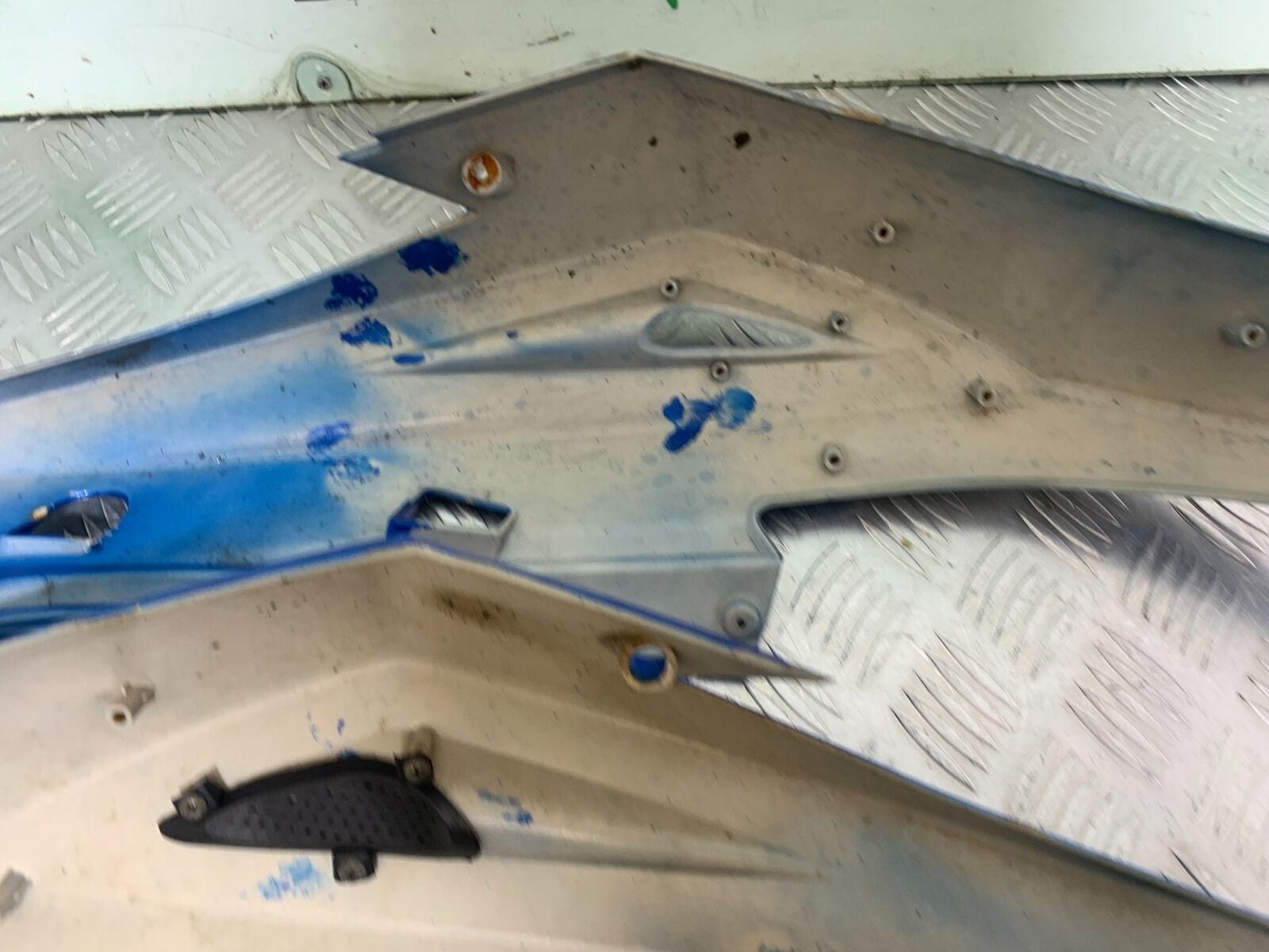 LEXMOTO MATADOR 125 JJ125T-17 SEAT PANELS  (CMB1115)
