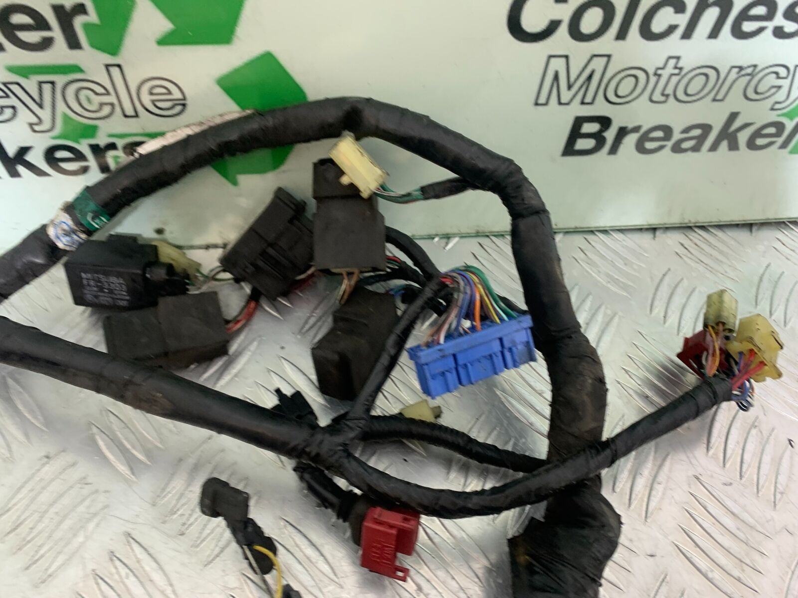 HONDA CBR1100 BLACKBIRD WIRING LOOM  YEAR 1999-2005  (CMB1103)