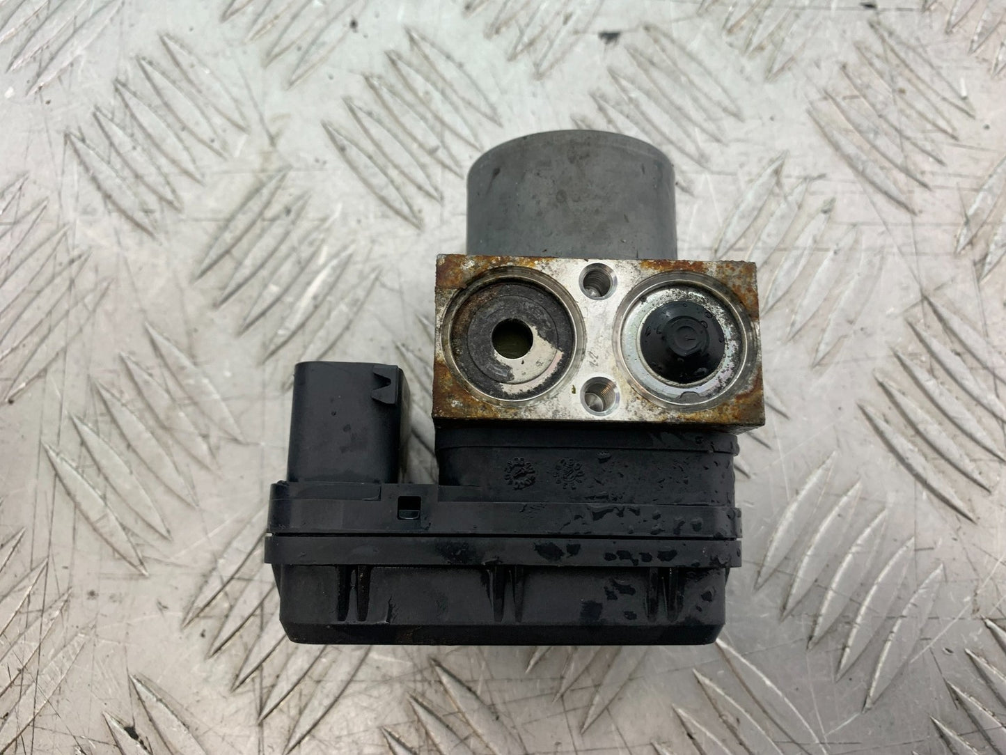 YAMAHA YZF-R125 YZF 125 ABS PUMP  YEAR 2019-2022 (CMB1263)