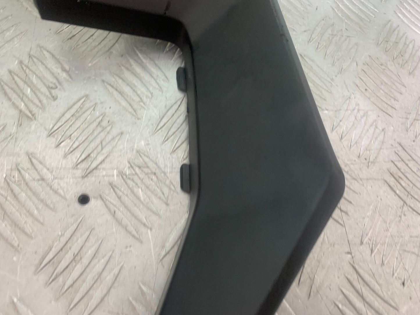 APRILIA SL750 SL 750 SHIVER LEFT & RIGHT TANK INFILLS  YEAR 2008-2016 (CMB1242)
