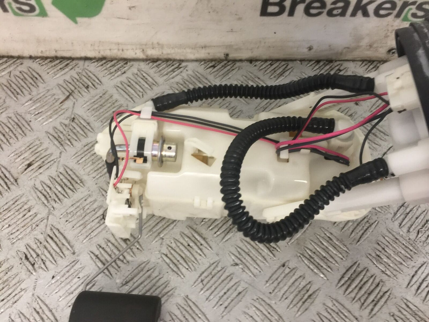 SUZUKI 650 BURGMAN PETROL PUMP YEAR 2014-2018 (STOCK 769)
