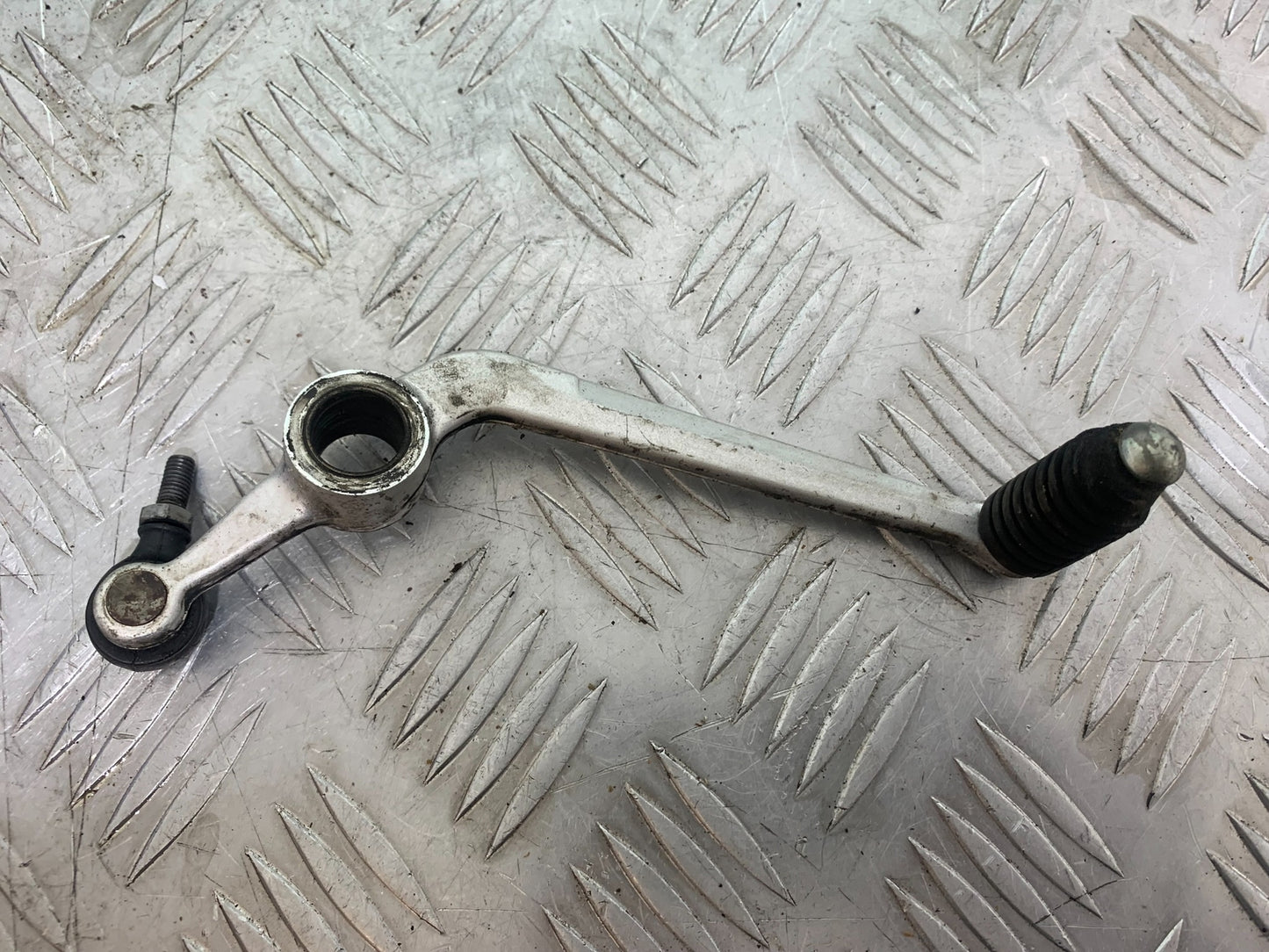 YAMAHA YZF R1 GEAR LEVER   YEAR 2004-2006 (CMB1155)