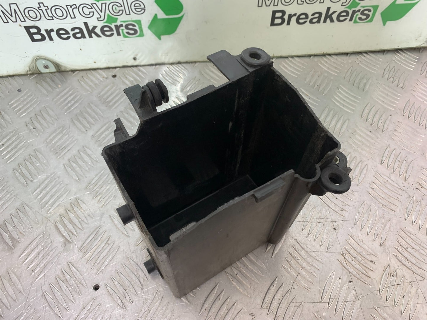 YAMAHA XV1100 XV 1100 VIRAGO BATTERY BOX 1990-1999 (CMB1190)