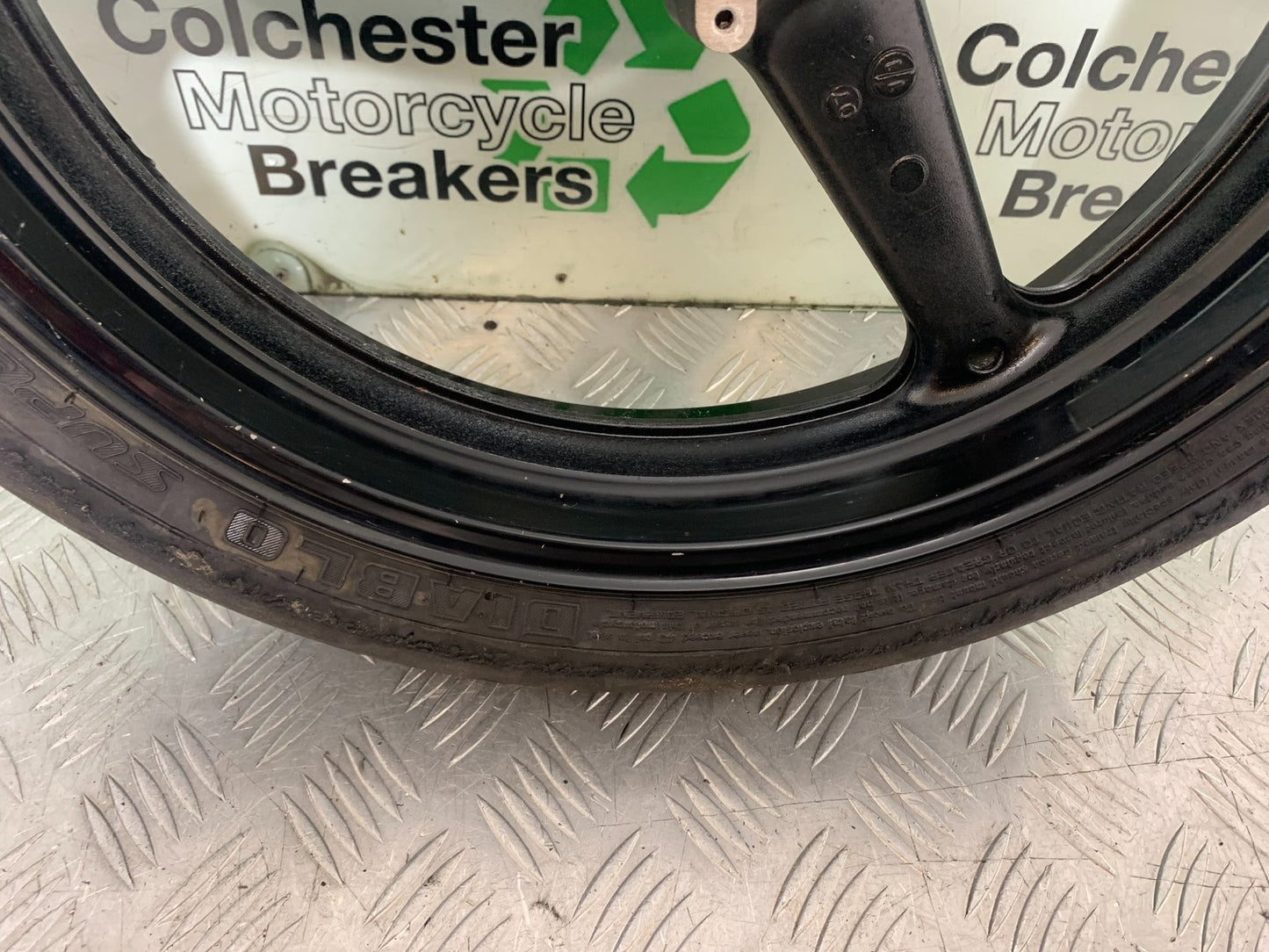 HONDA CBR1000 rr FIREBLADE FRONT WHEEL   2008-2011 (CMB1253)