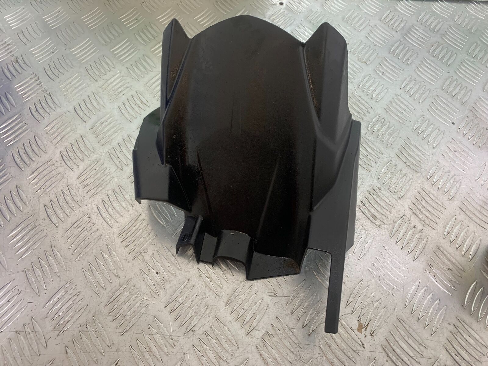 KAWASAKI Z650 ER650 KNFAN HUGGER YEAR 2022-2024 (CMB1112)