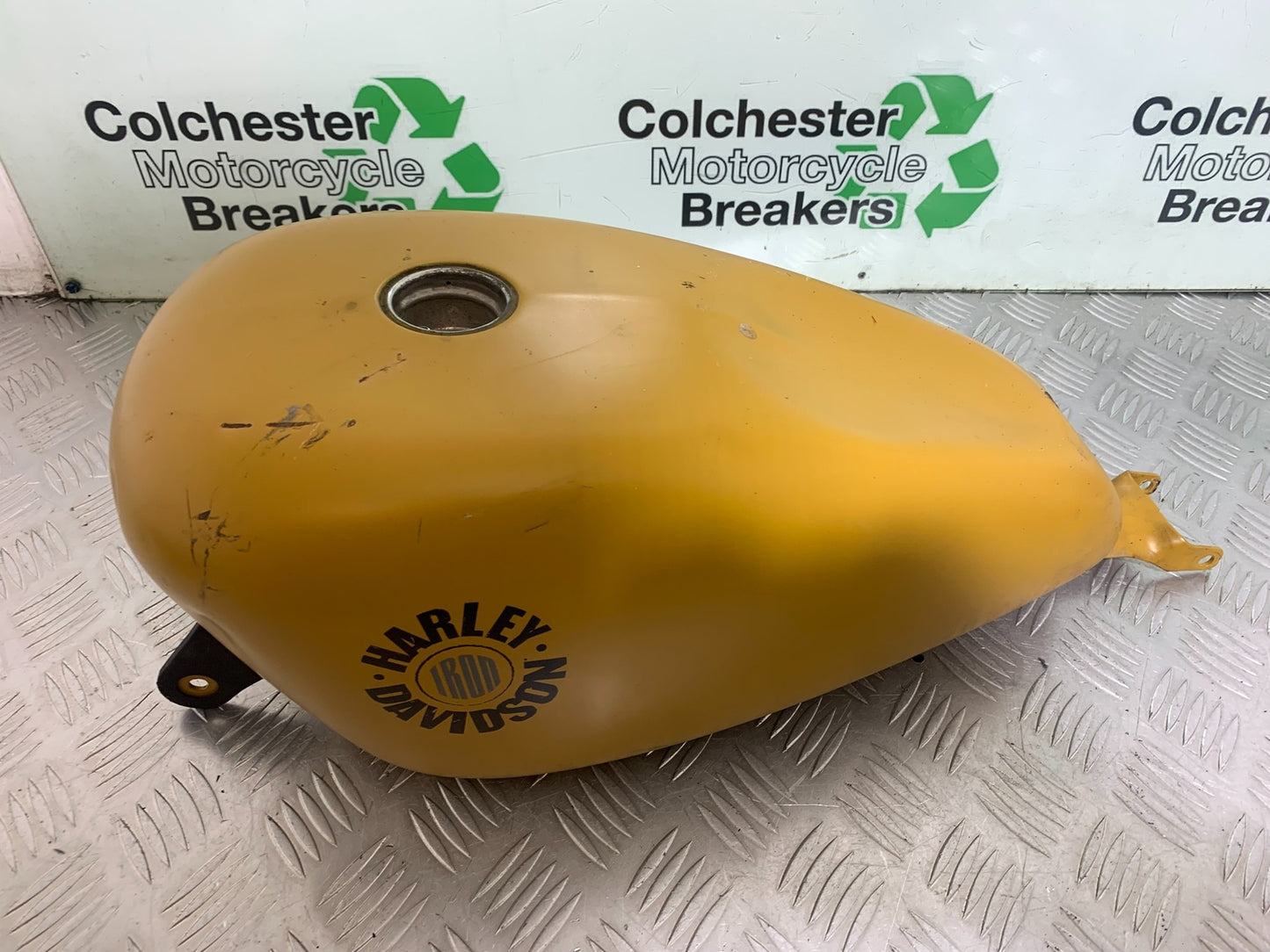HARLEY DAVIDSON XL883 N IRON PETROL TANK  YEAR 2020  (CMB1116)