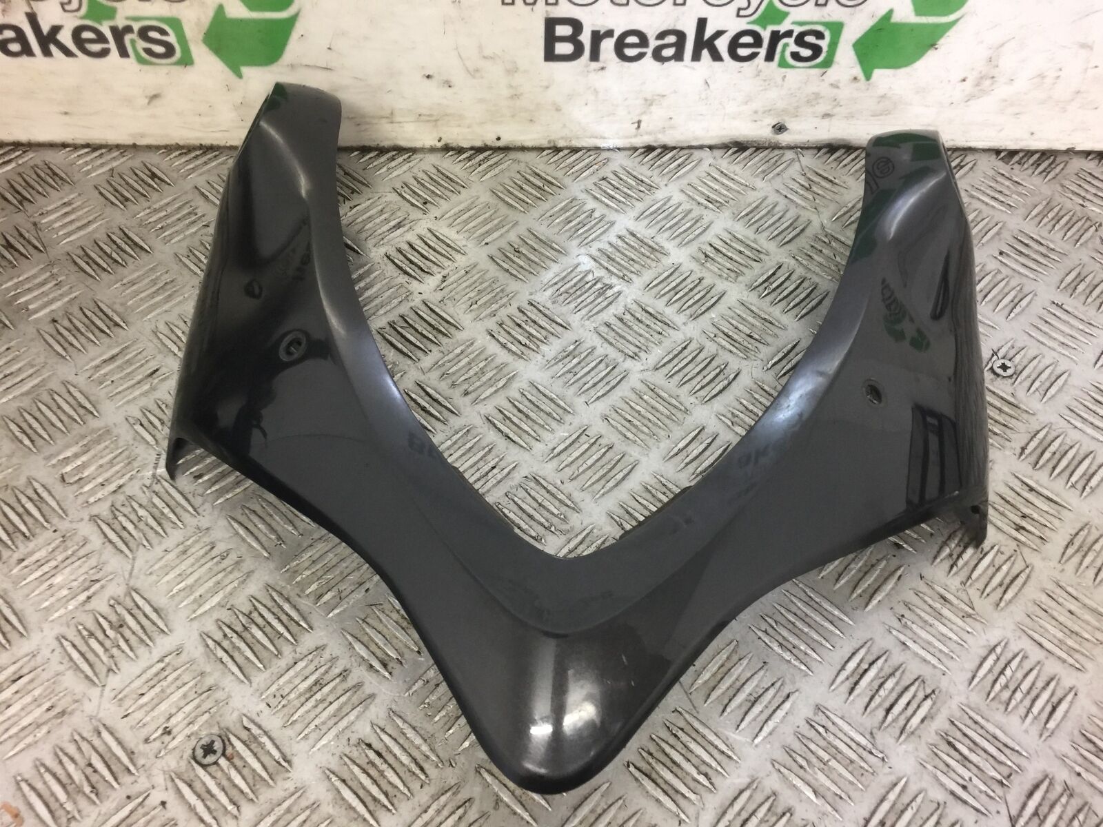 SUZUKI GSF600 GSF 600 BANDIT SCREEN INFILL PANEL  YEAR 2002 (STOCK 493)