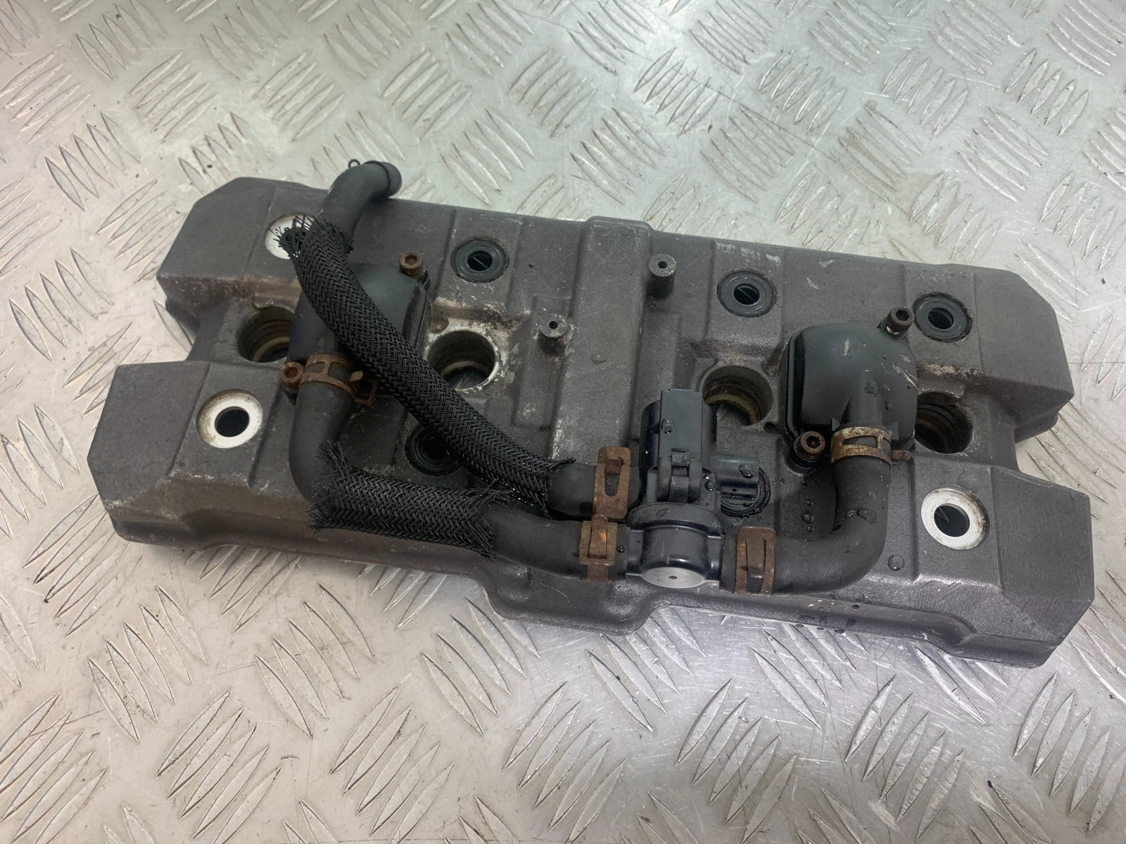 SUZUKI GSF650 GSF 650 ROCKER COVER   YEAR 2007-2009  (CMB1161)