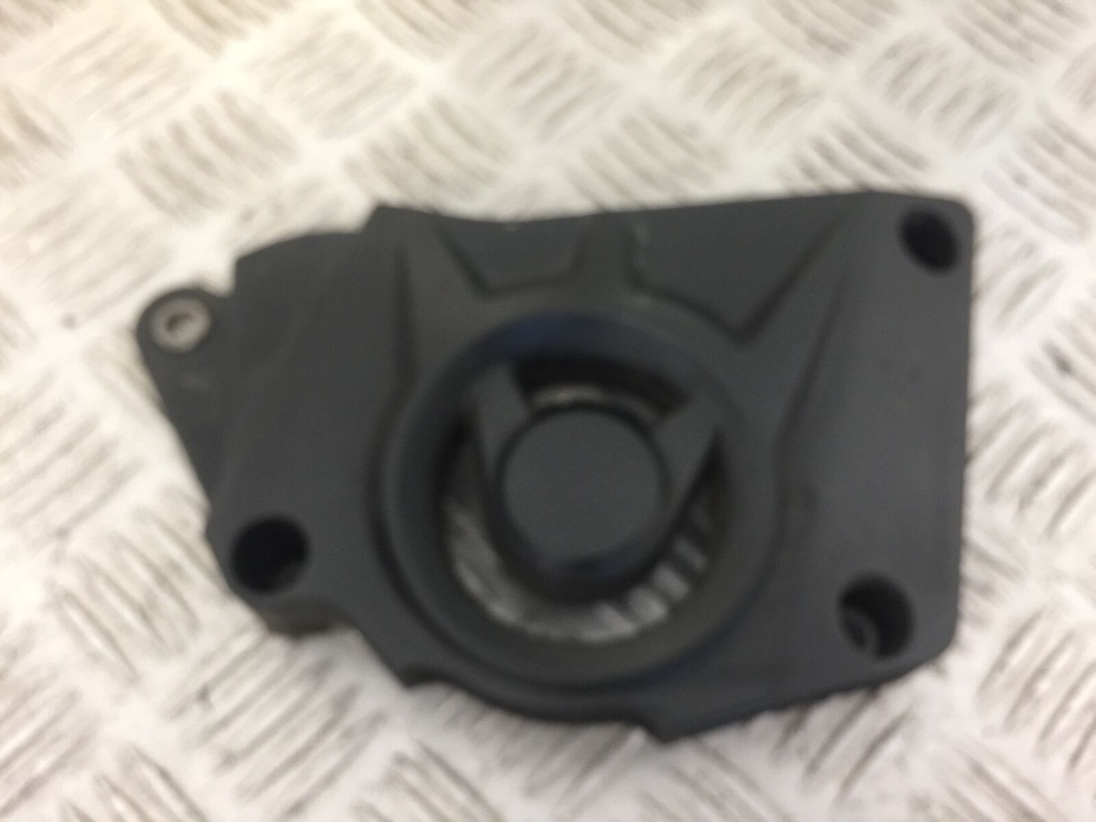 BMW S1000 RR SPROCKET COVER YEAR 2015 STOCK (476)