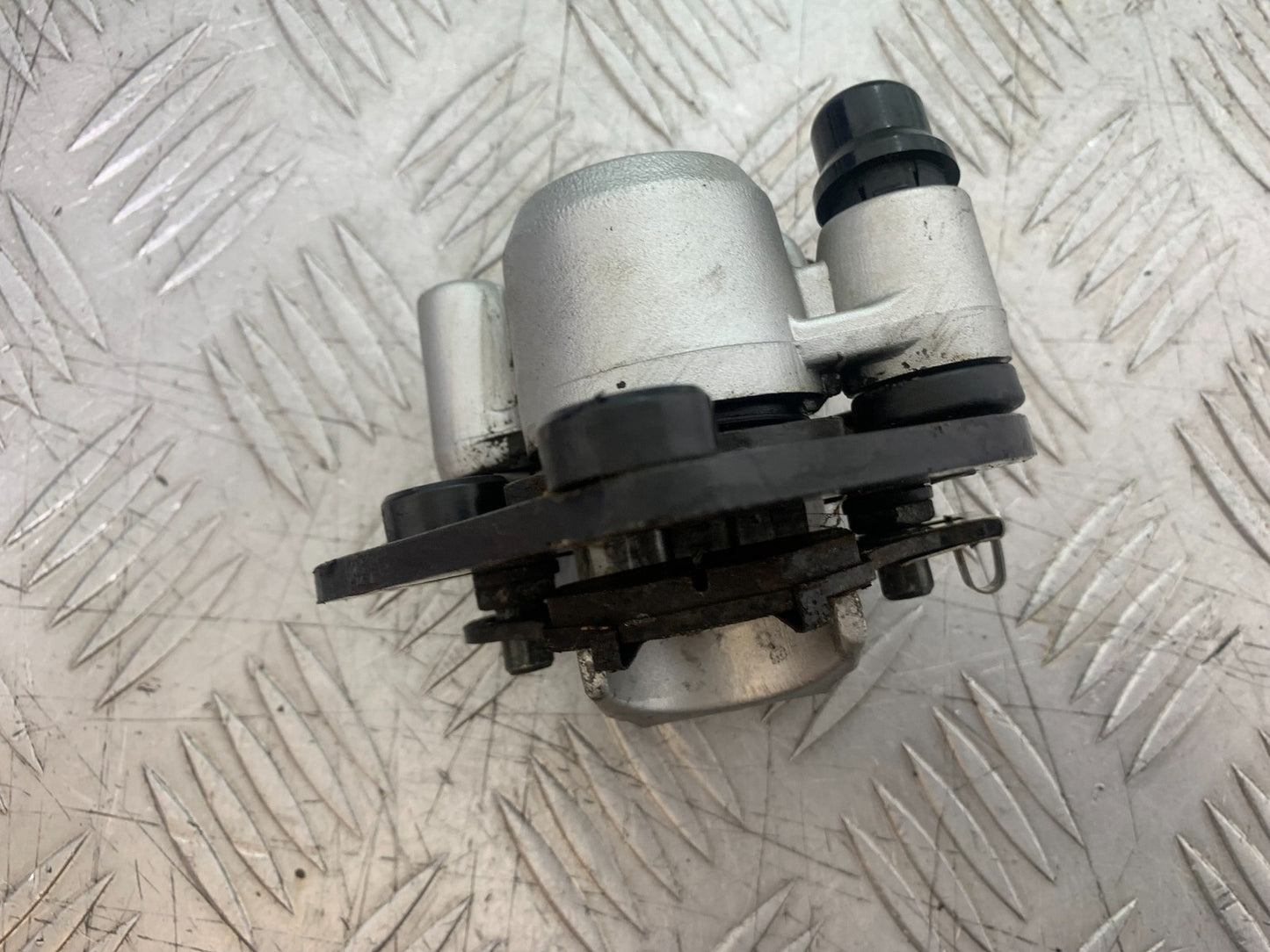 PIONEER NEVADA XF125 FRONT BRAKE CALIPER  YEAR 2009 (CMB1214)
