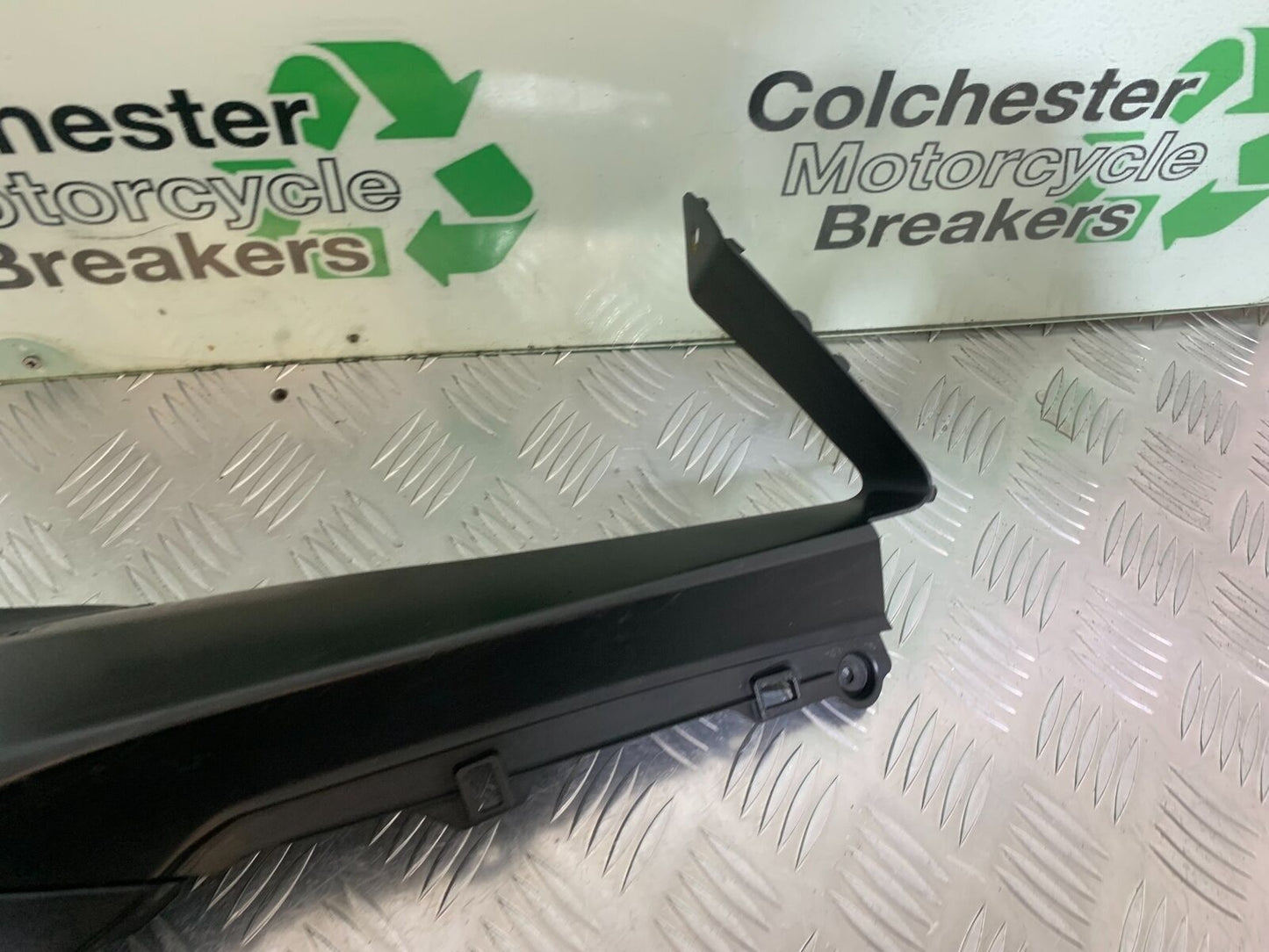 HONDA CBR650 F CBR 650F RIGHT TOP SIDE FAIRING YEAR 2014-2017  (STOCK 998)
