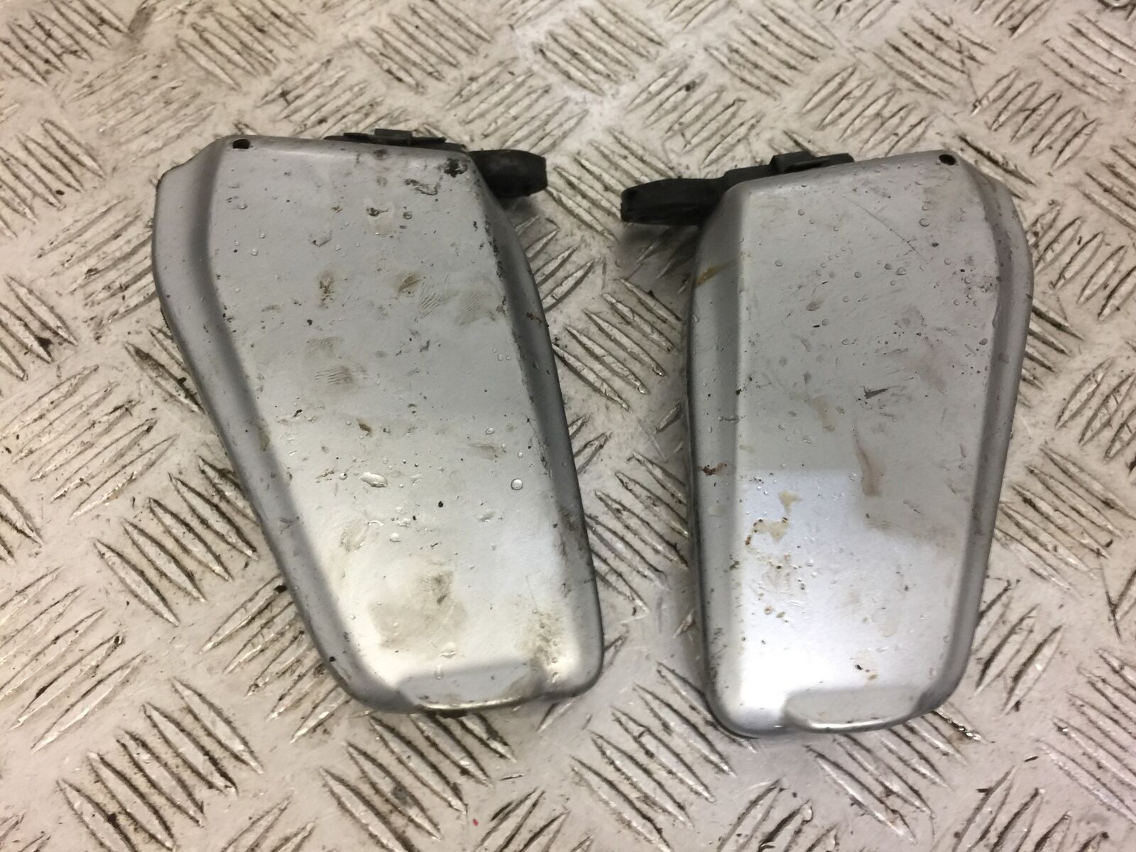 HONDA PC800 PC 800 PACIFIC COAST REAR PEGS YEAR 1998 (STOCK 516)