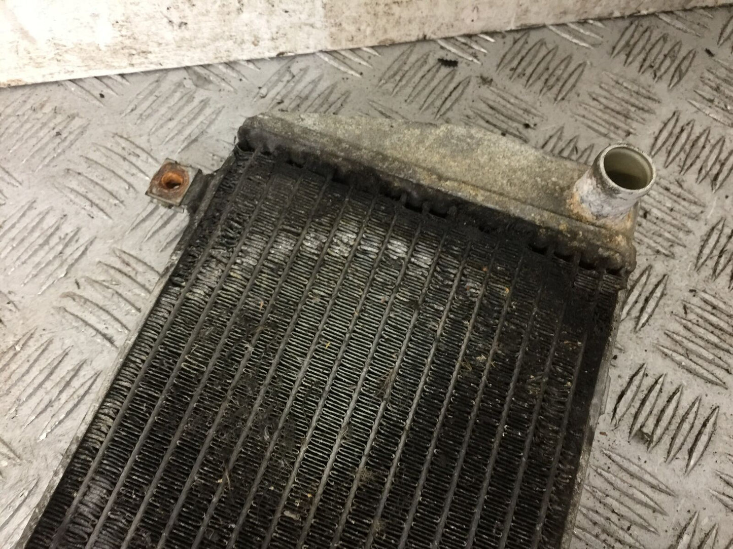 HONDA GL1800 GL 1800 RIGHT RADIATOR  YEAR 2004-10 ABS (STOCK 890)