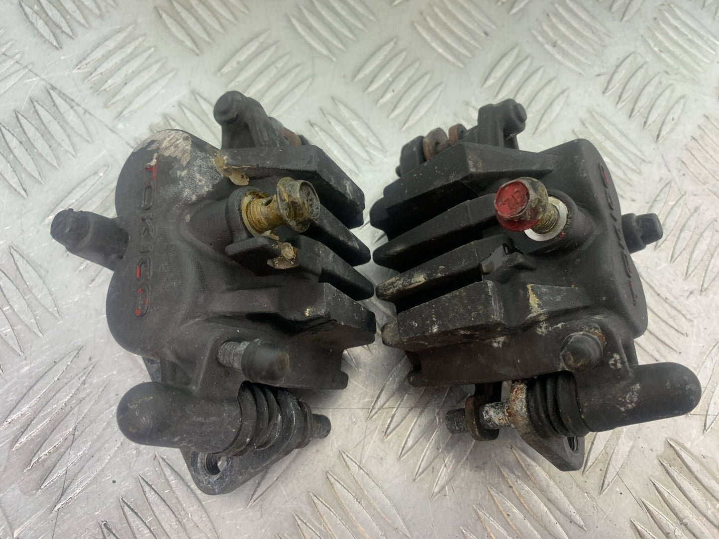 SUZUKI SV650 SV 650 mk1 FRONT BRAKE CALIPERS   YEAR 1999-2002 (CMB1160)