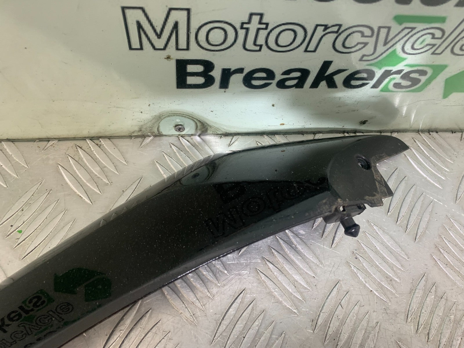 HONDA CBF125 CBF 125 LOWER TAIL PIECE   YEAR 2009-14  (CMB1172)