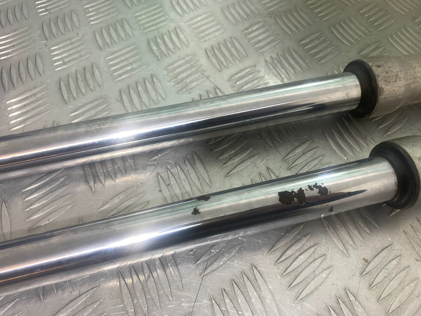 YAMAHA XV535 XV 535 VIRAGO FORKS  YEAR 1994-02 (CMB1139)