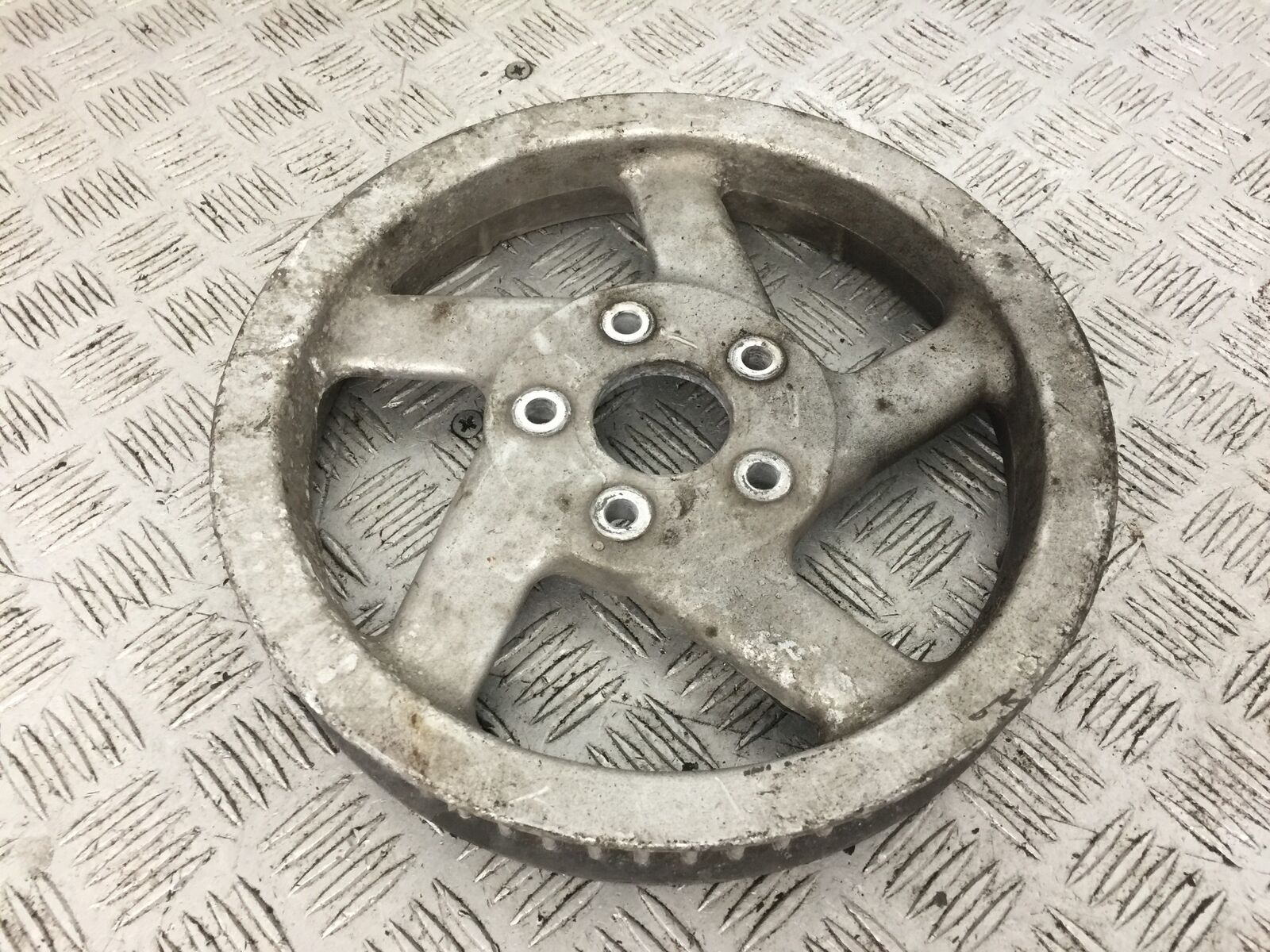 VICTORY V92 C REAR DRIVE PULLY  YEAR 2004 (STOCK 765)