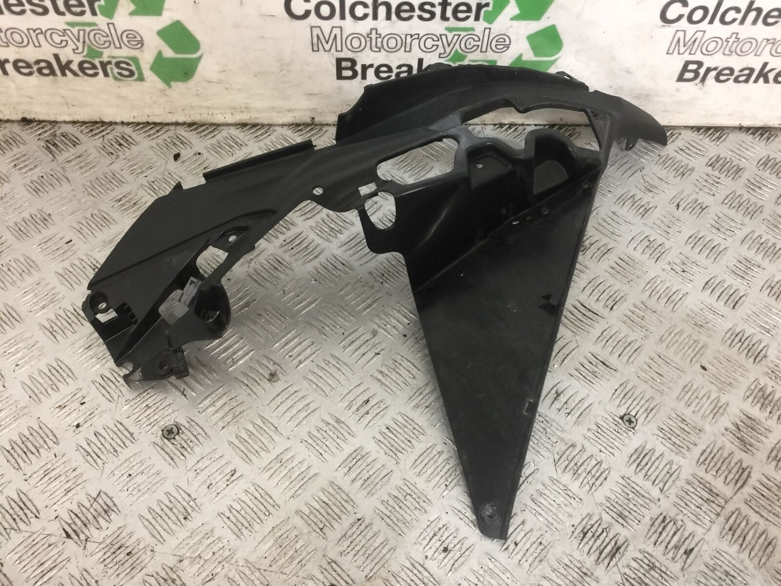 KAWASAKI NINJA 650 RIGHT INNER FAIRING PANEL YEAR 2021 (STOCK 805)