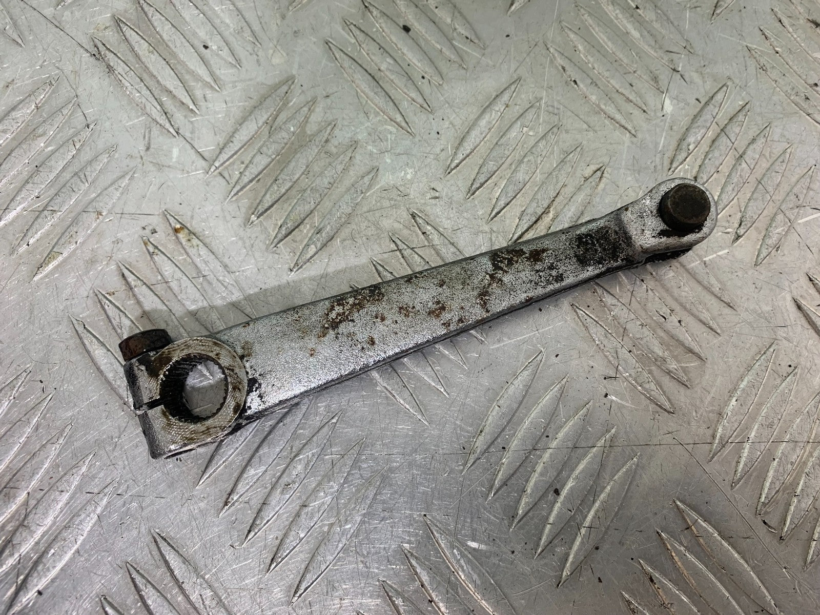 HONDA GL500 GL 500 SILVERWING REAR BRAKE ARM   YEAR 1981-82 (CMB1168)