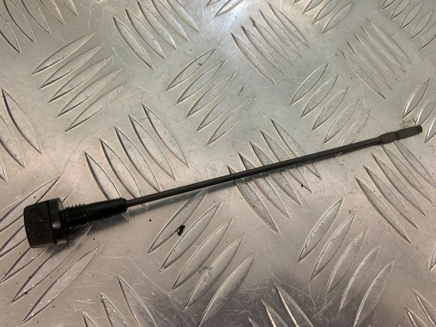 HONDA CBR1100 BLACKBIRD DIP STICK  YEAR 1999-05 (STOCK 961)