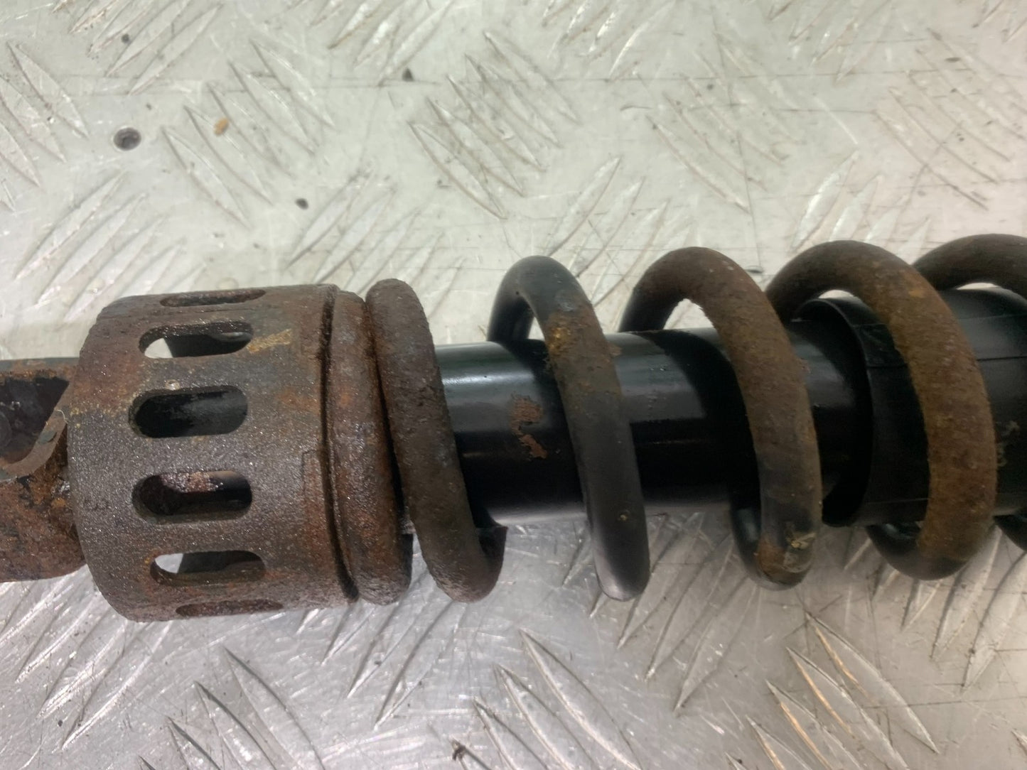 SUZUKI GS500 GS 500 REAR SHOCK  YEAR 2001-2008 (CMB1254)