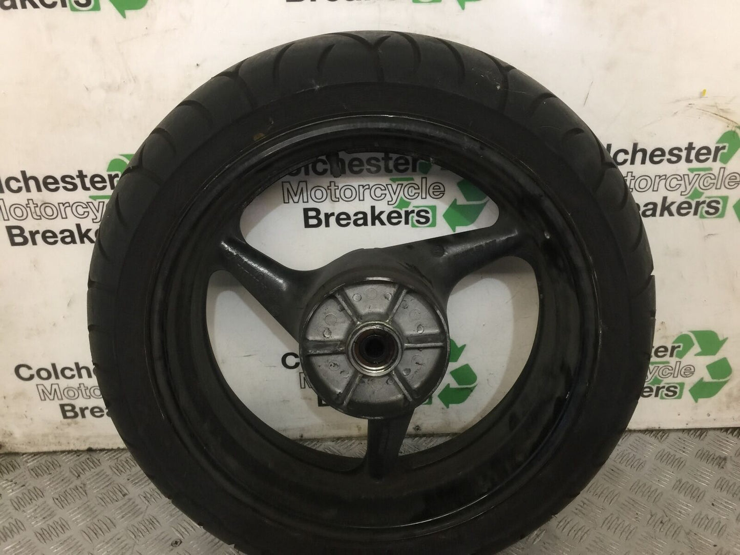 HONDA CBR600 CBR 600 F4I REAR WHEEL YEAR 2002  (STOCK 867)
