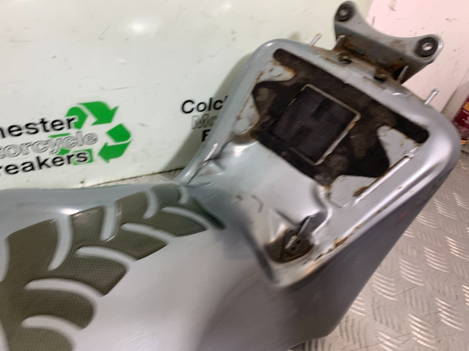 KAWASAKI GTR1400 GTR 1400 PETROL TANK  YEAR 2007-2009 (CMB1306)