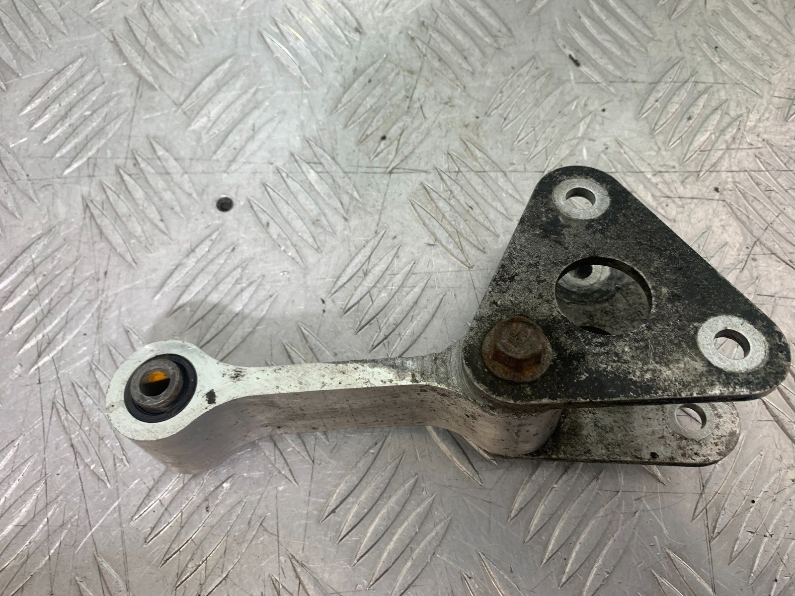HONDA VFR800 PRE V-TEC REAR SHOCK LINKAGE   YEAR 1998-2001 (CMB1233)
