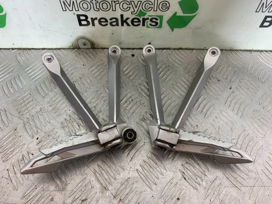 KYMCO CK1 125 REAR HANGERS AND PEGS YEAR 2014 - 2016 (CMB1181)