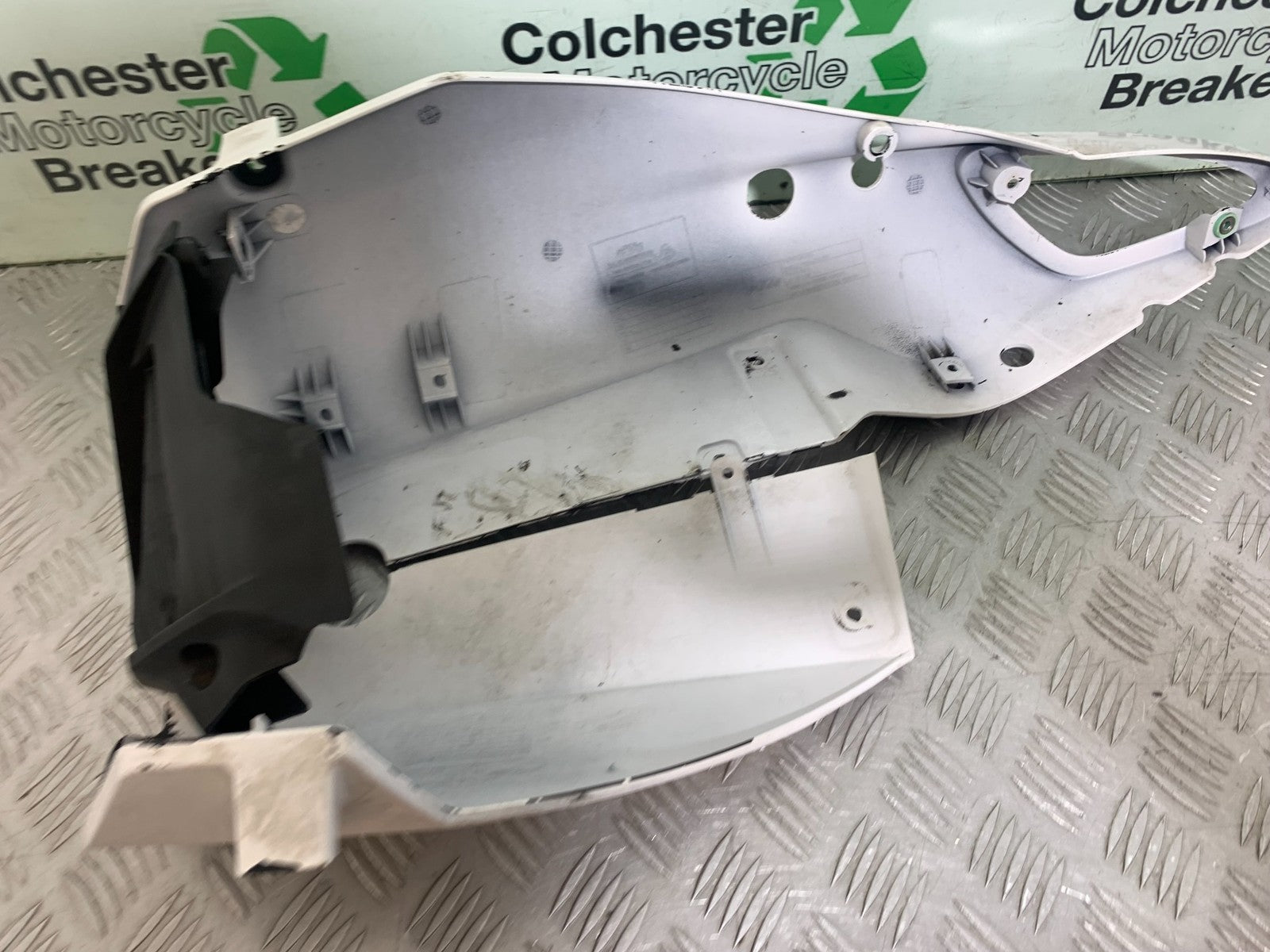 KTM RC125 RC 125 BELLYPAN 2014 2017 (CMB1199)
