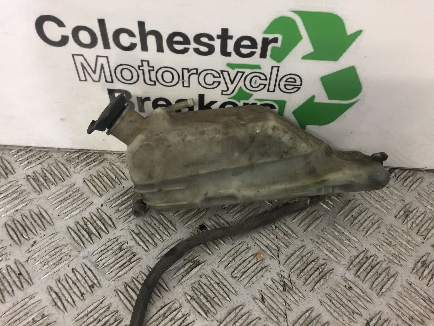 HONDA VTR1000 VTR 1000 FIRESTORM COOLANT BOTTLE YEAR 1998