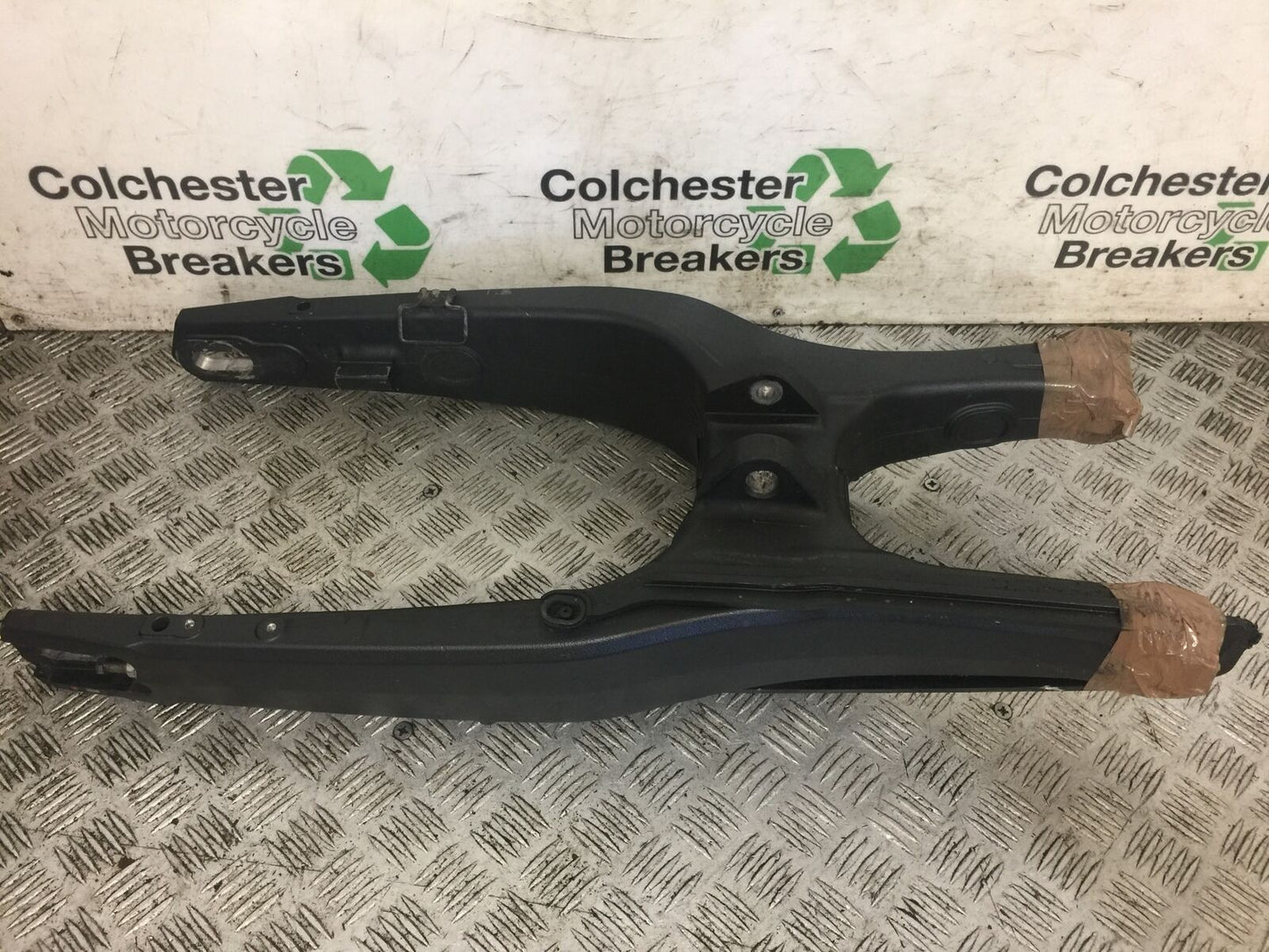 HONDA CRF1000 (DCT) AFRICA TWIN SWINGARM  2016-2019 (STOCK 724)