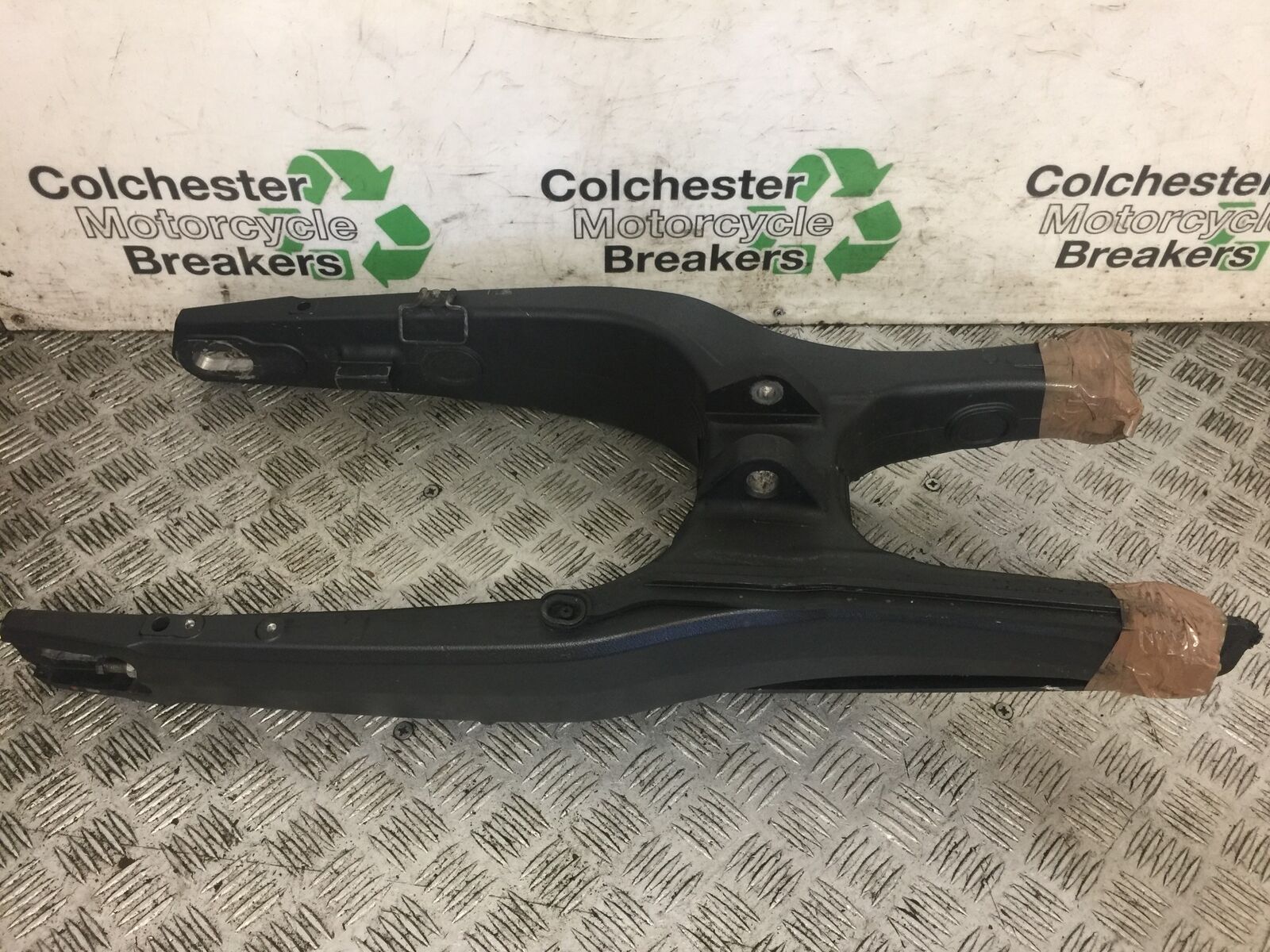 HONDA CRF1000 (DCT) AFRICA TWIN SWINGARM  2016-2019 (STOCK 724)