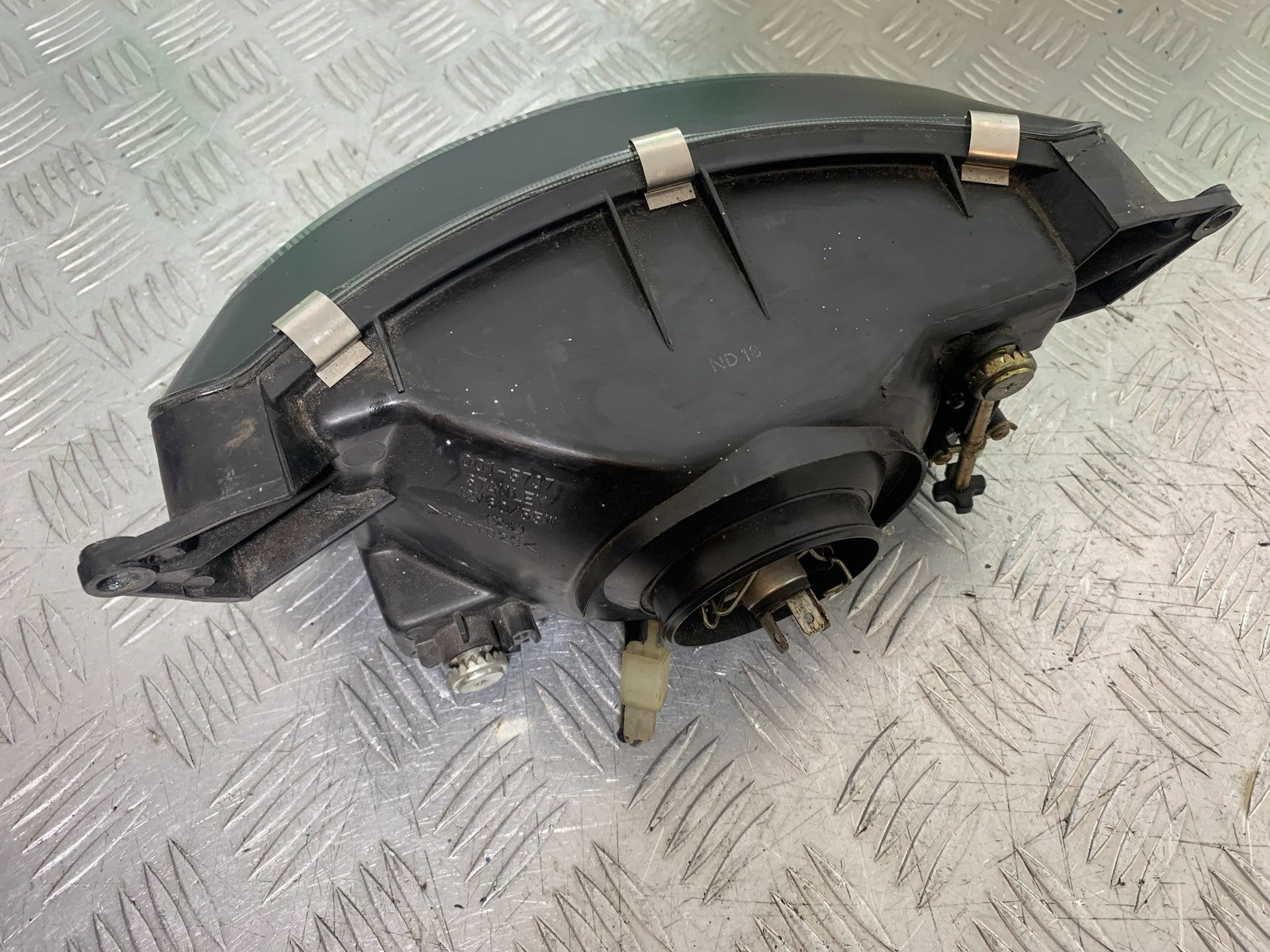 KAWASAKI ZZR1100 D HEADLIGHT   YEAR 1993-2001 (CMB1289)