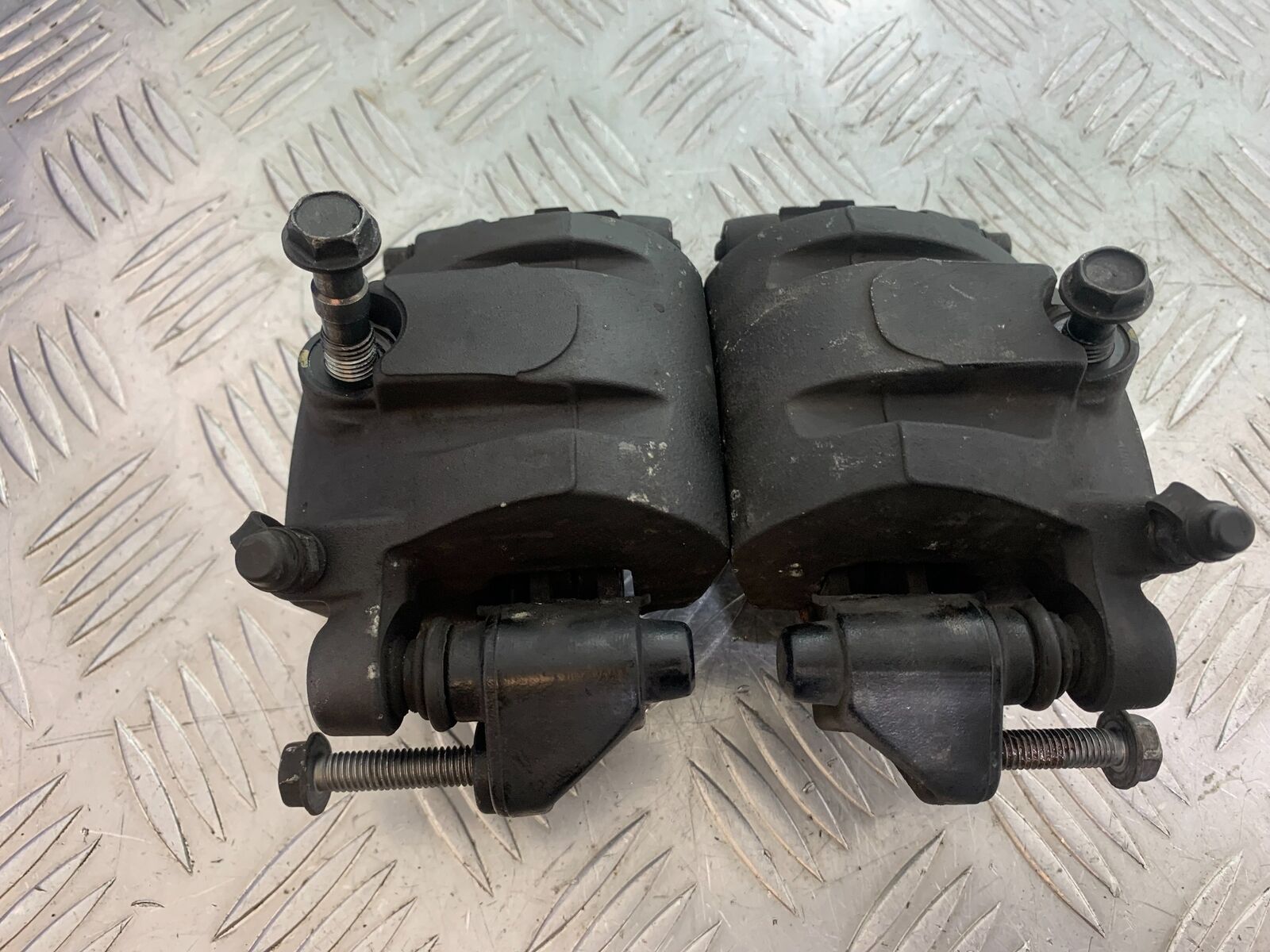 KAWASAKI Z650 ER650 KNFAN FRONT CALIPERS  YEAR 2022-2024 (CMB1112)