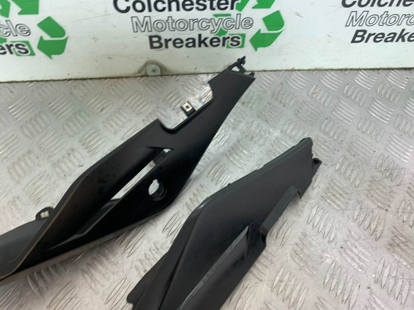 APRILIA TUONO 1000 V4R LEFT AND RIGHT SEAT PANELS  YEAR 2011-13  (CMB1316)