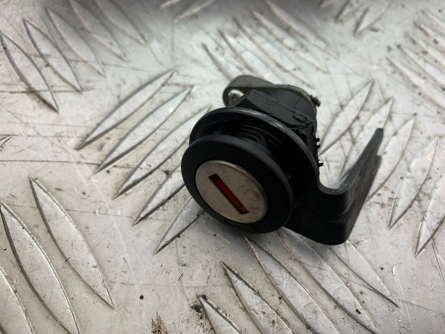 DUCATI 1299 PANIGALE ECU LOCKS KEY  YEAR 2016 (CMB 1187)